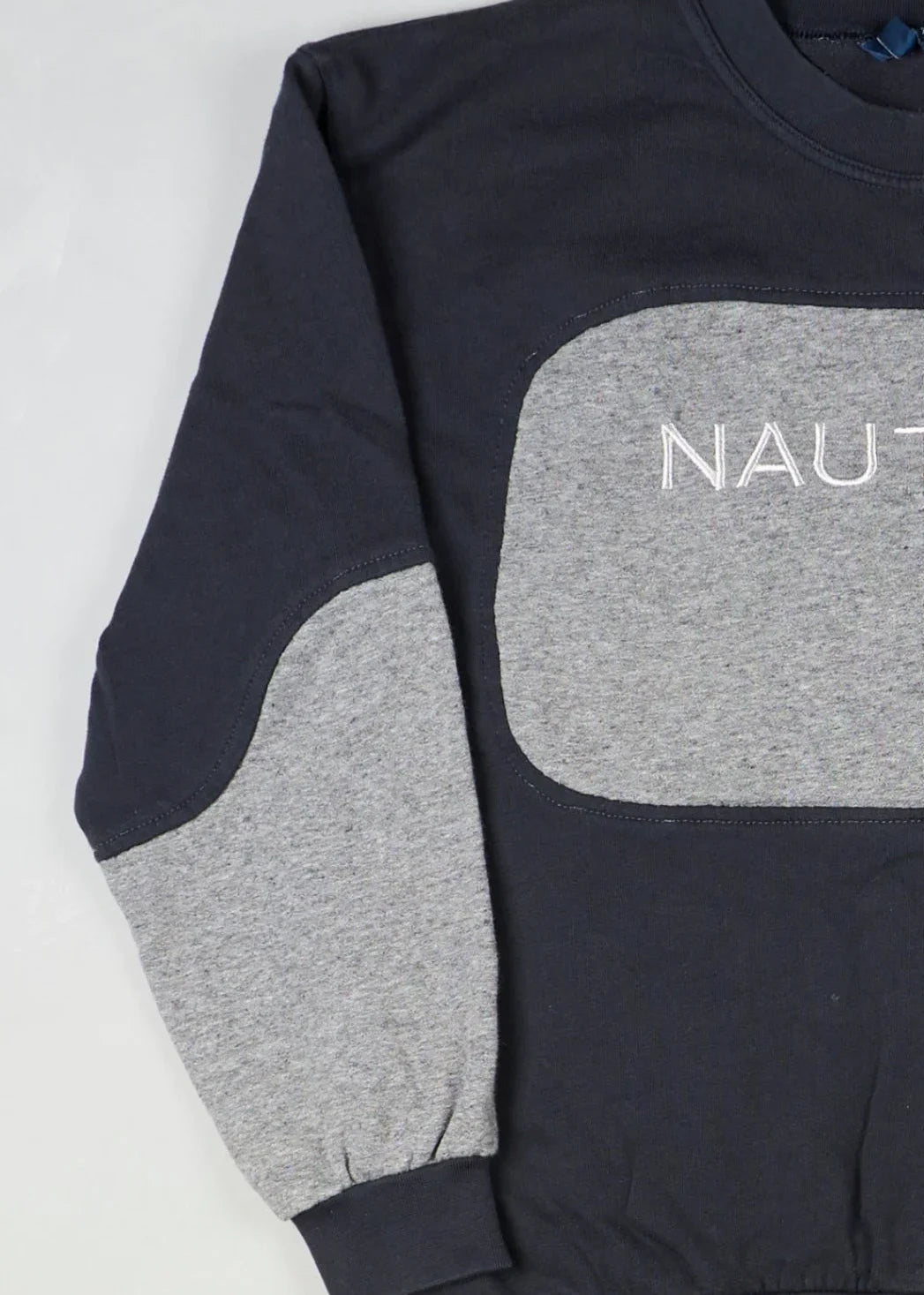 Nautica - Sweatshirt (L) Left