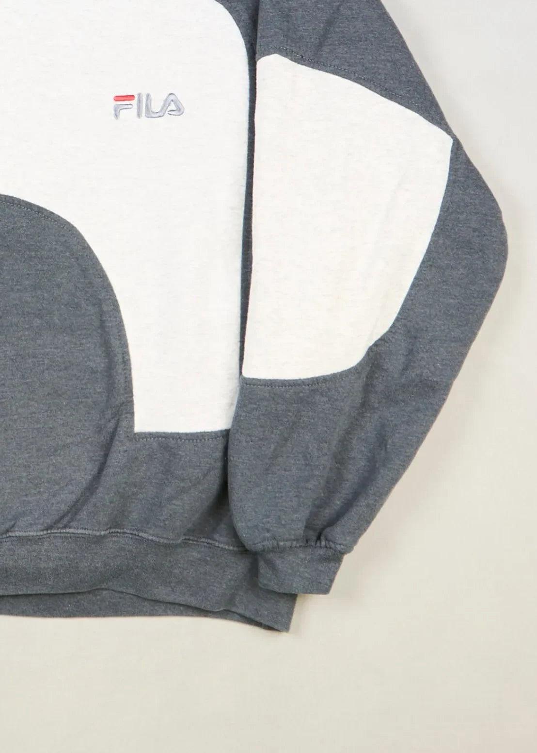 FILA - Sweatshirt (L) Bottom Right