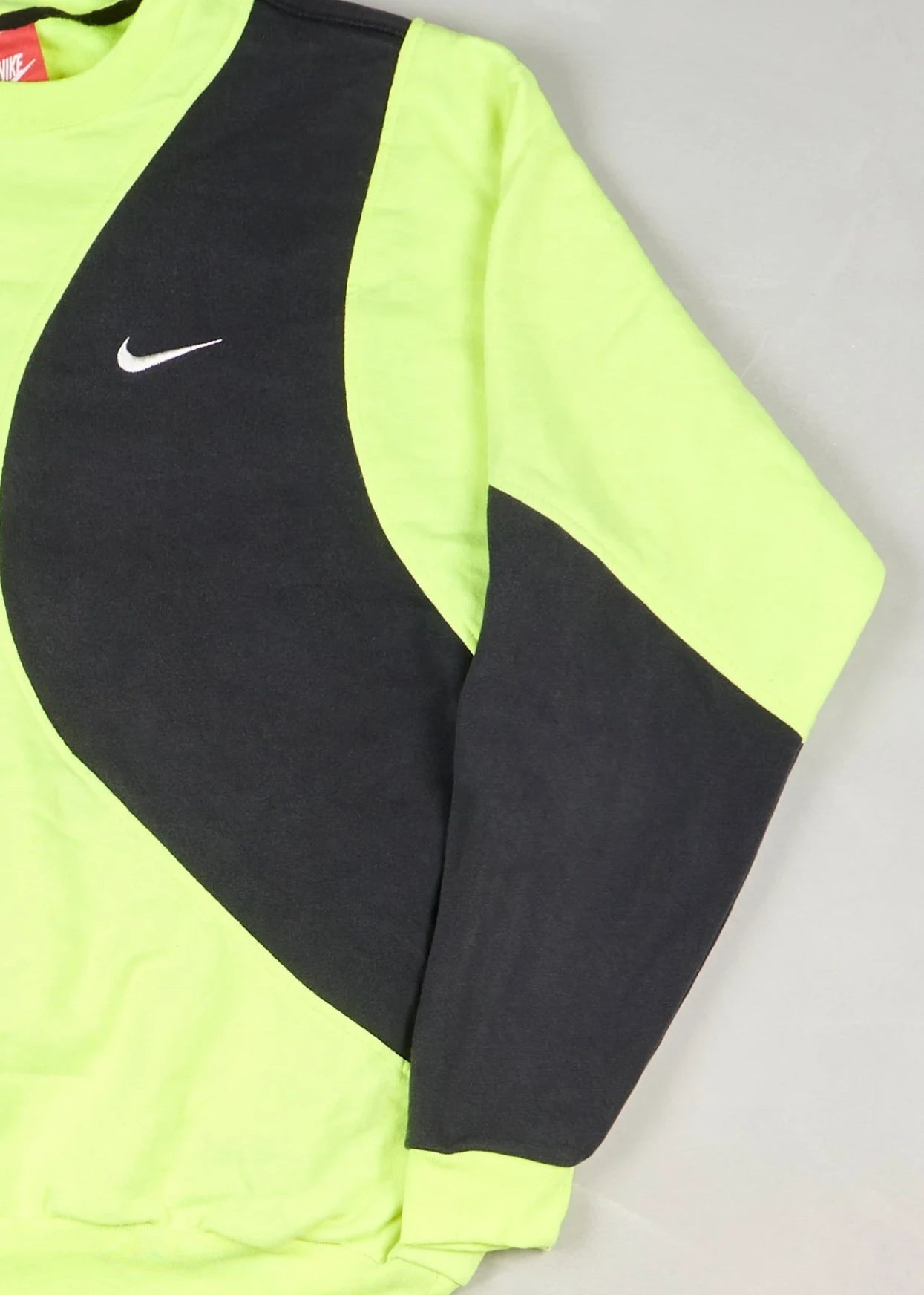 Nike - Sweatshirt (L) Right