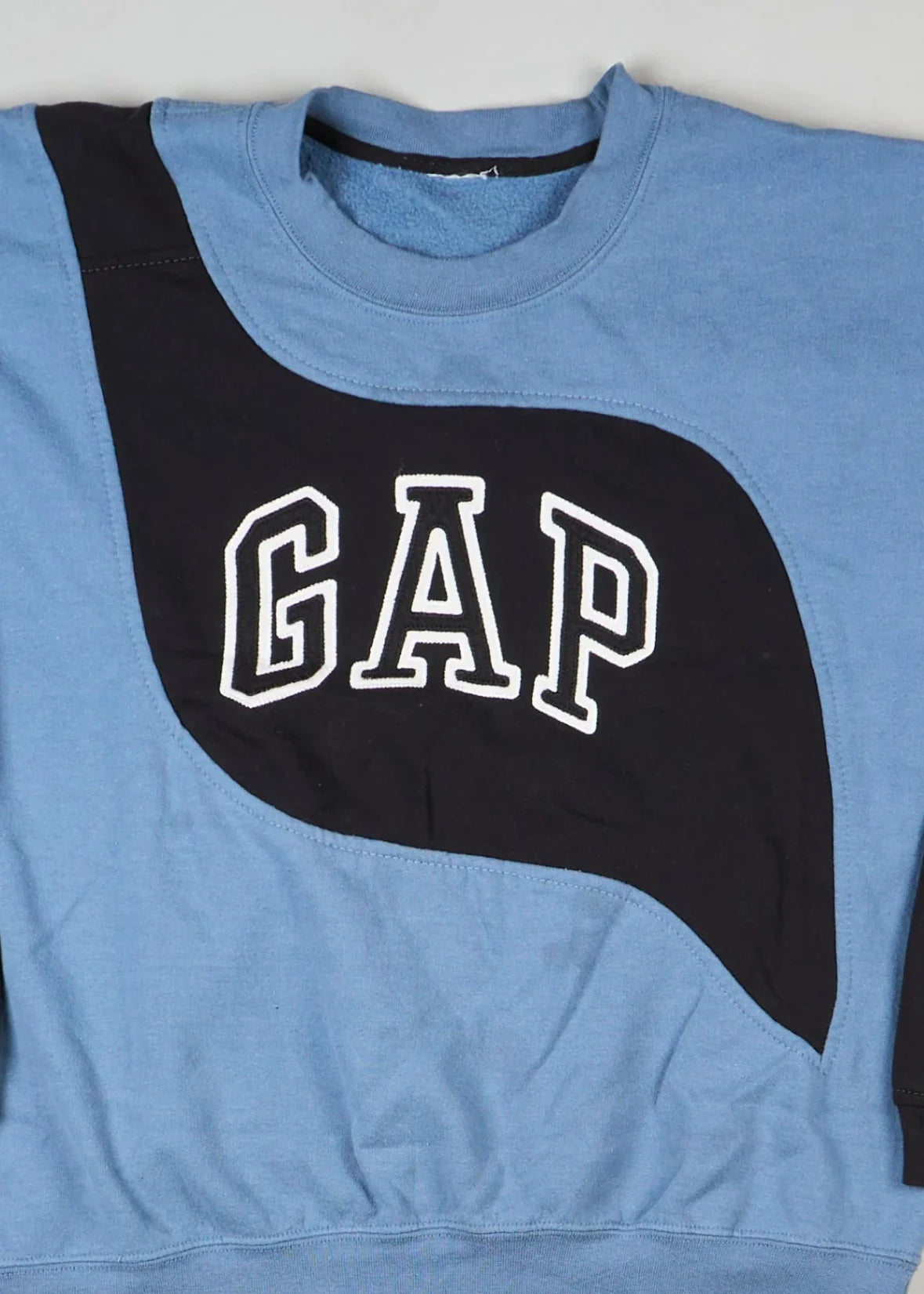 GAP - Sweatshirt (M) Center