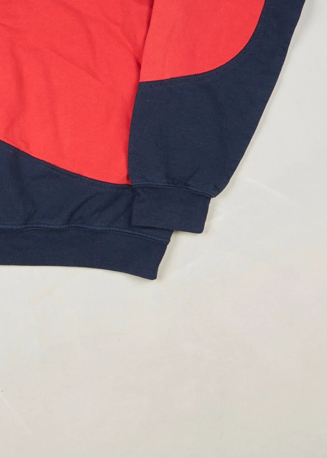 Tommy Hilfiger - Sweatshirt (M) Bottom Right