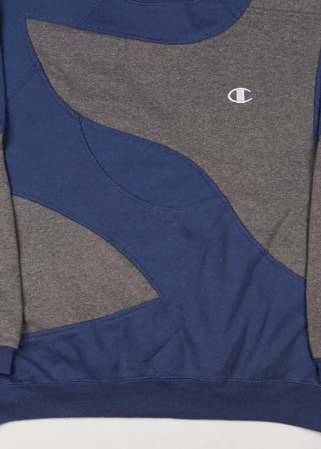 Champion - Sweater (S) Center