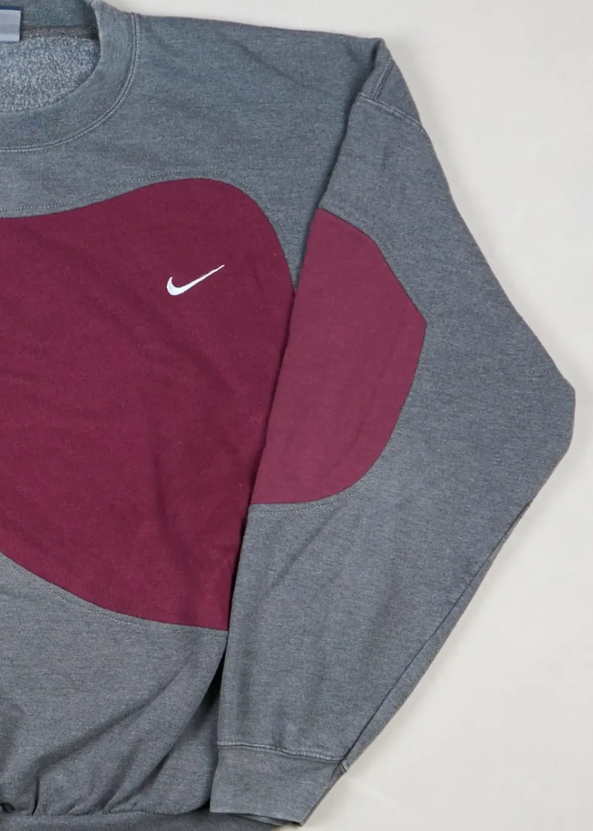 Nike - Sweatshirt (L) Right