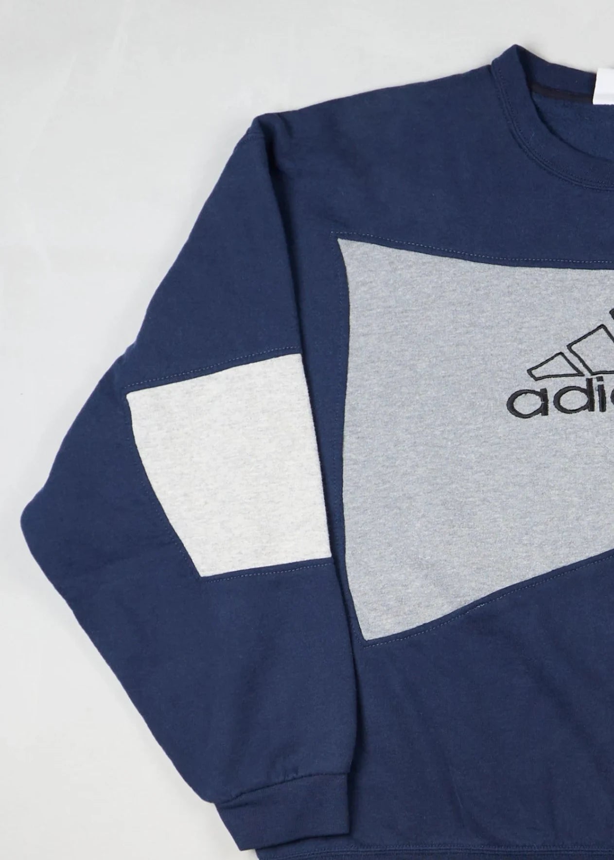 Adidas - Sweatshirt (XL) Left