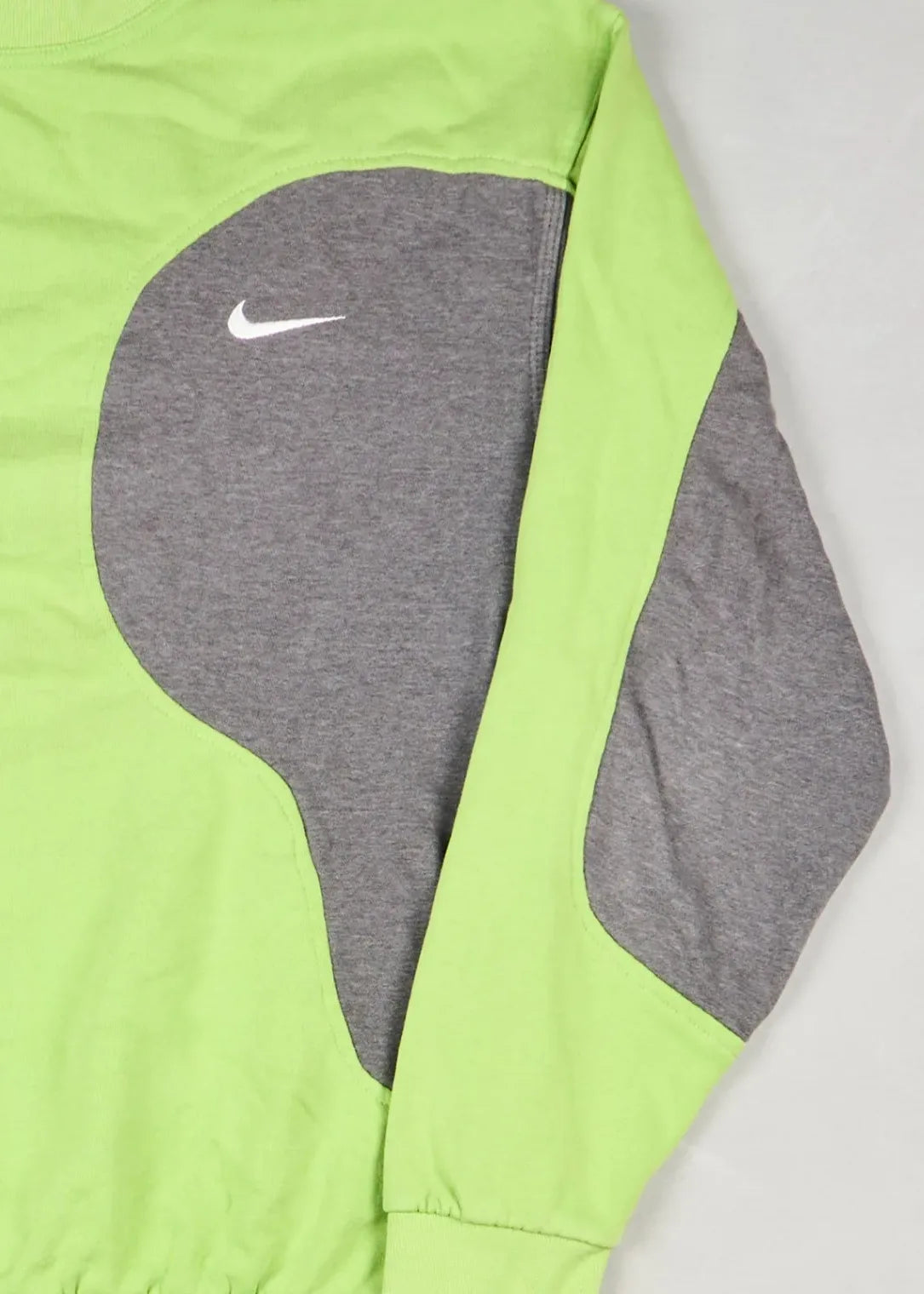 Nike - Sweatshirt (L) Right