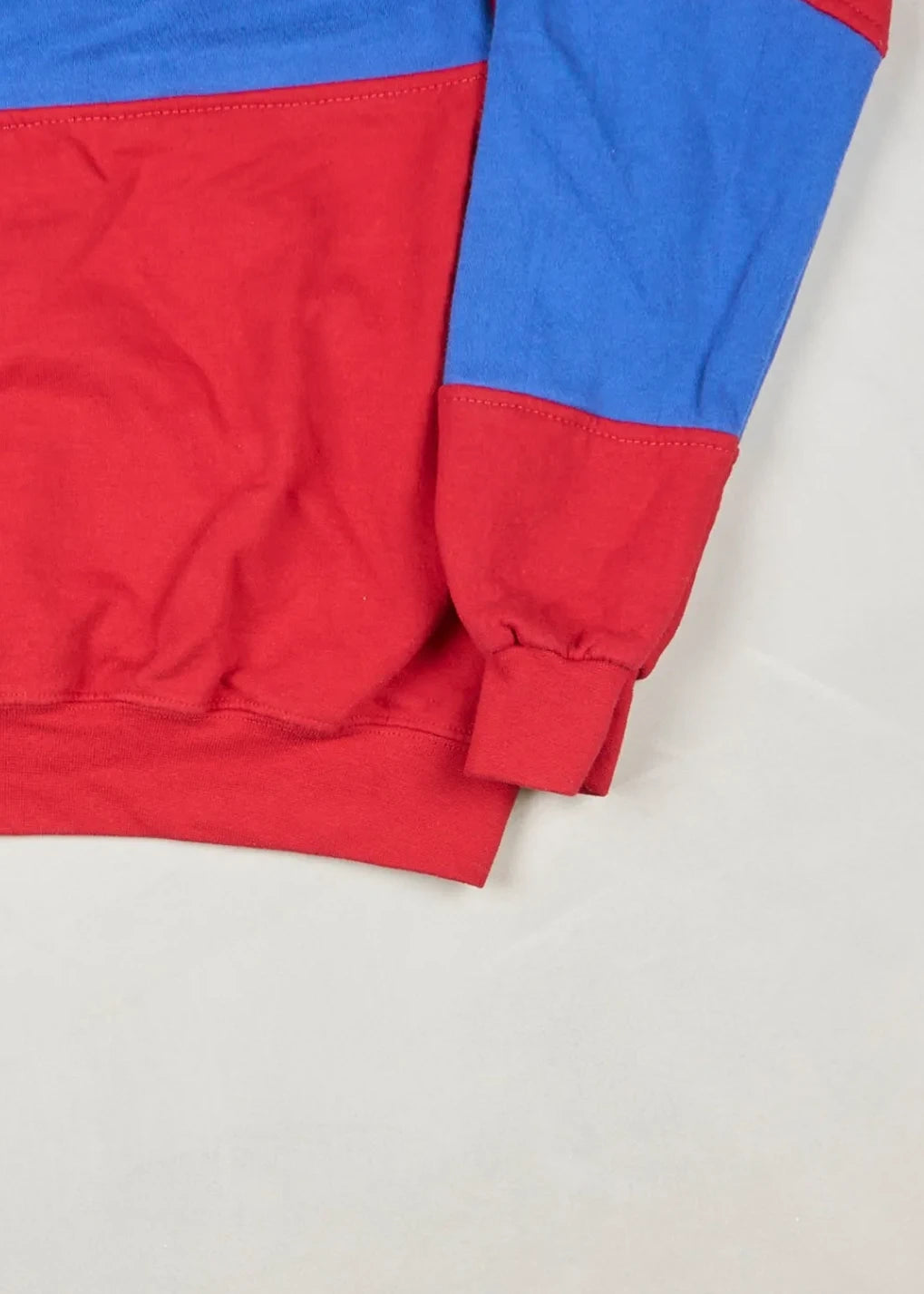 Champion - Sweatshirt (M) Bottom Right