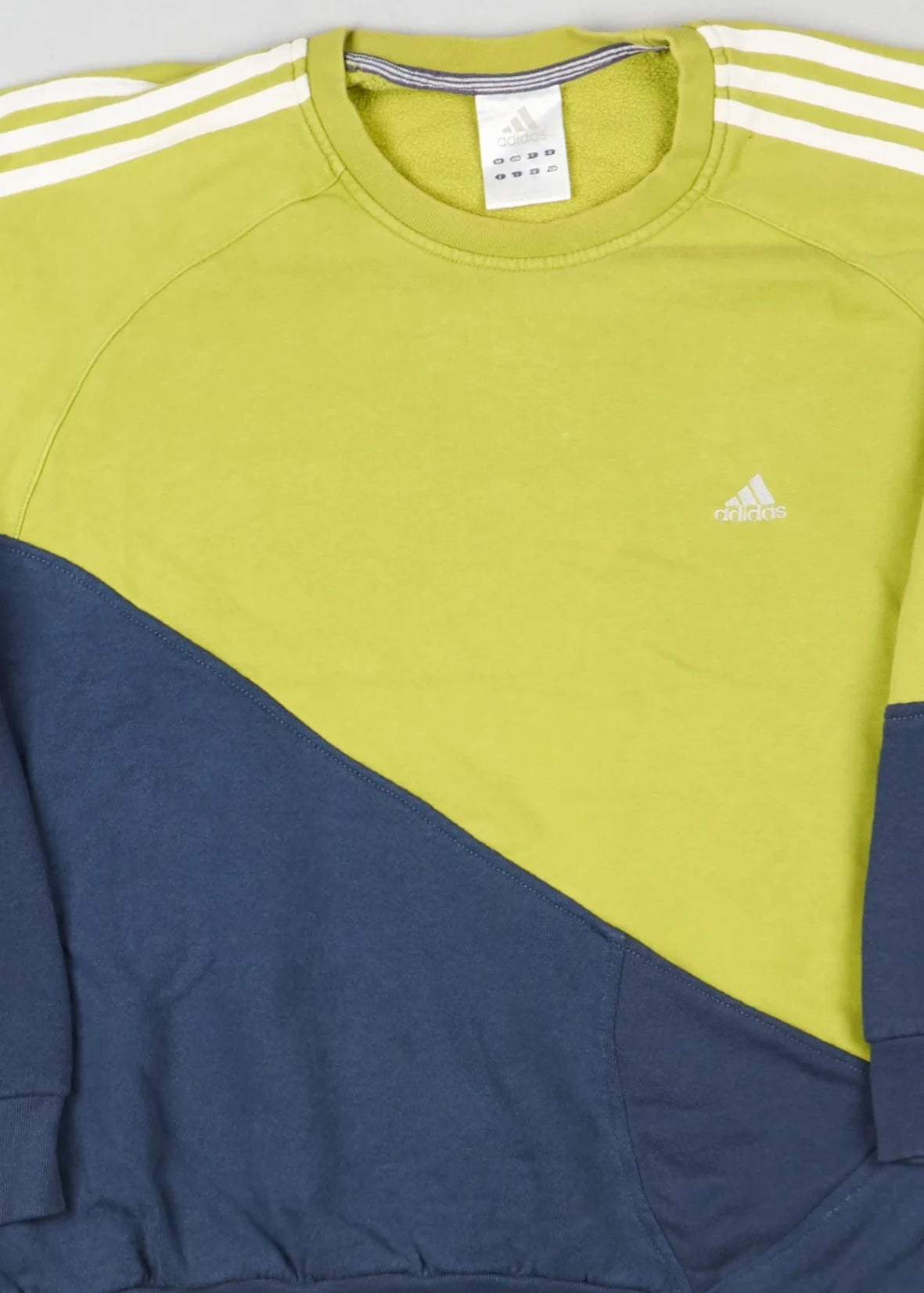 Adidas - Sweatshirt (M) Center