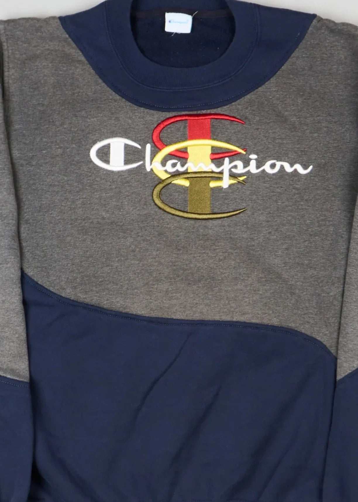 Champion - Sweatshirt (L) Center