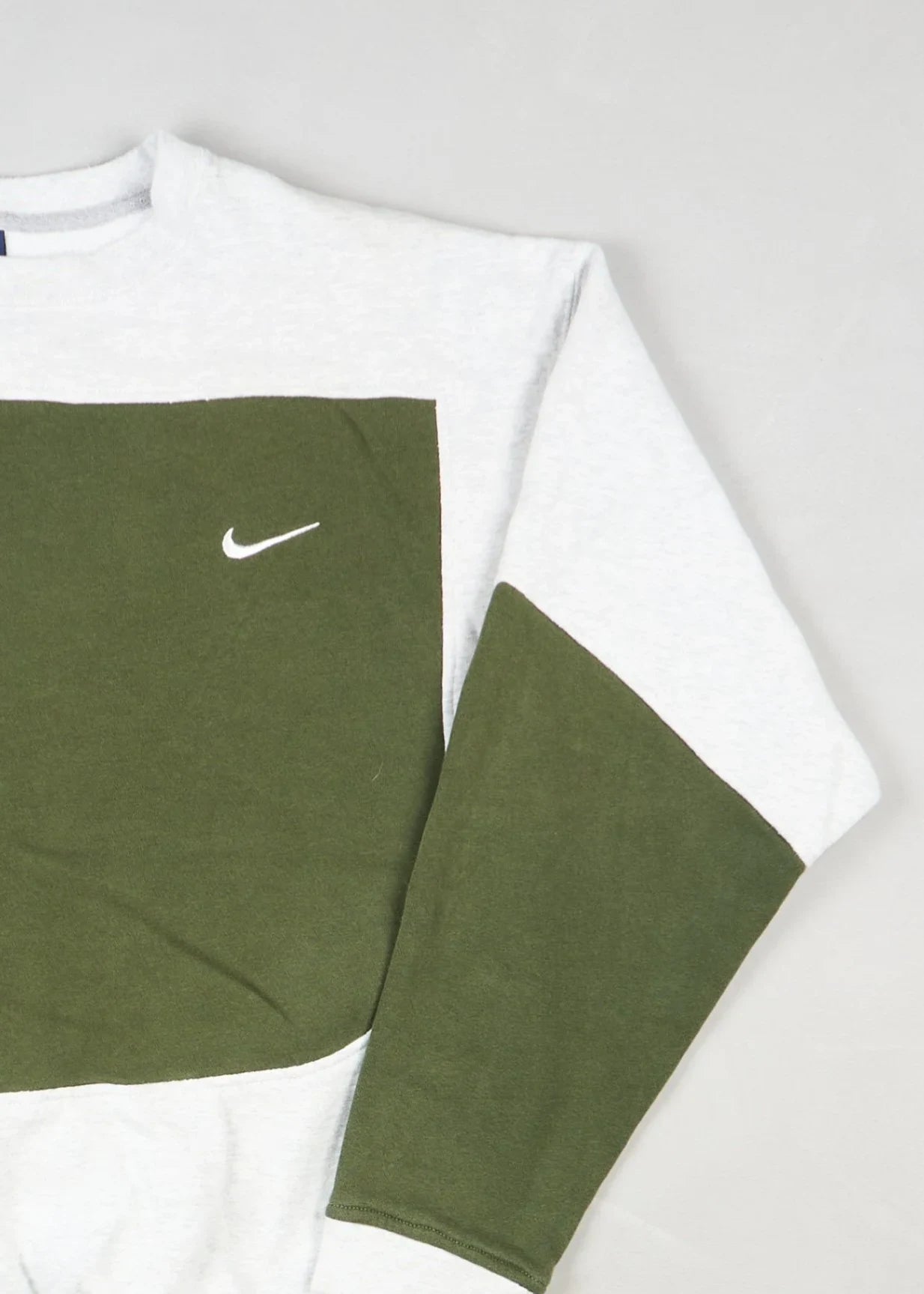 Nike - Sweatshirt (L) Right