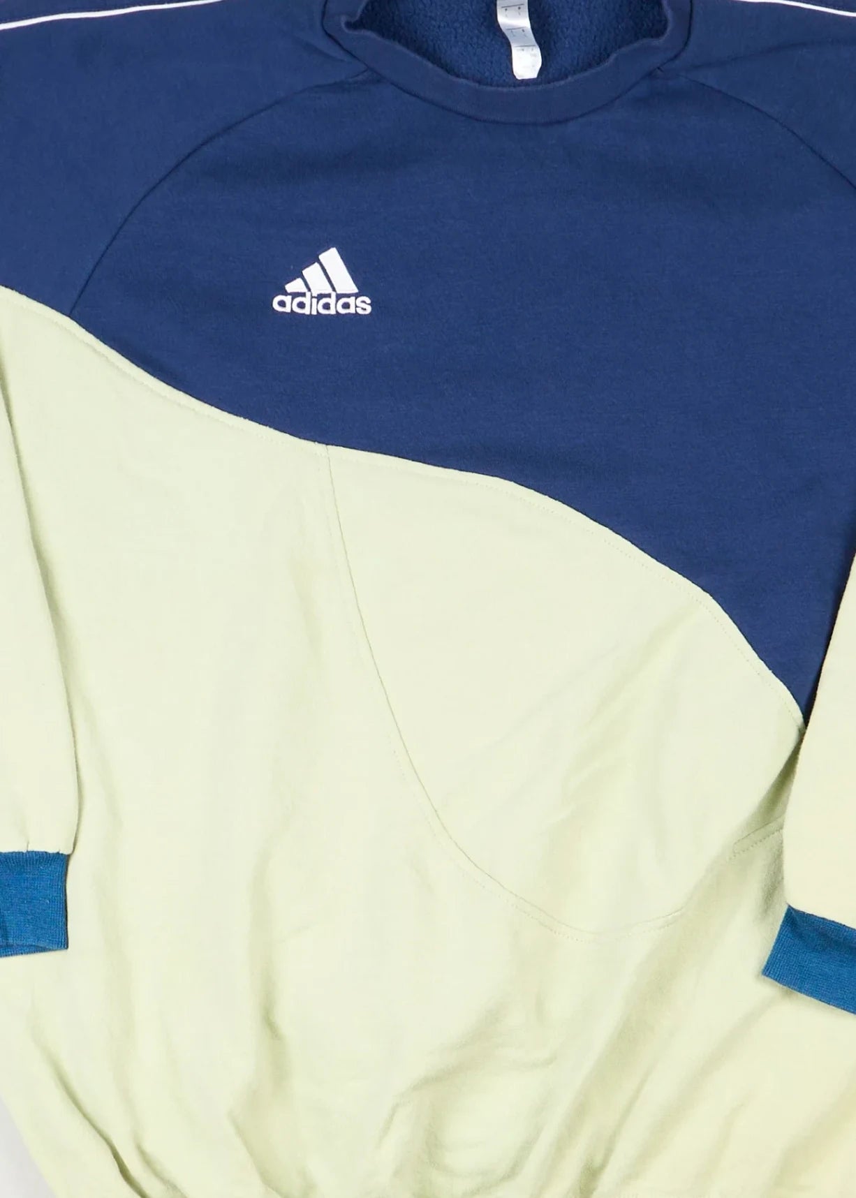 Adidas - Sweatshirt (L) Center