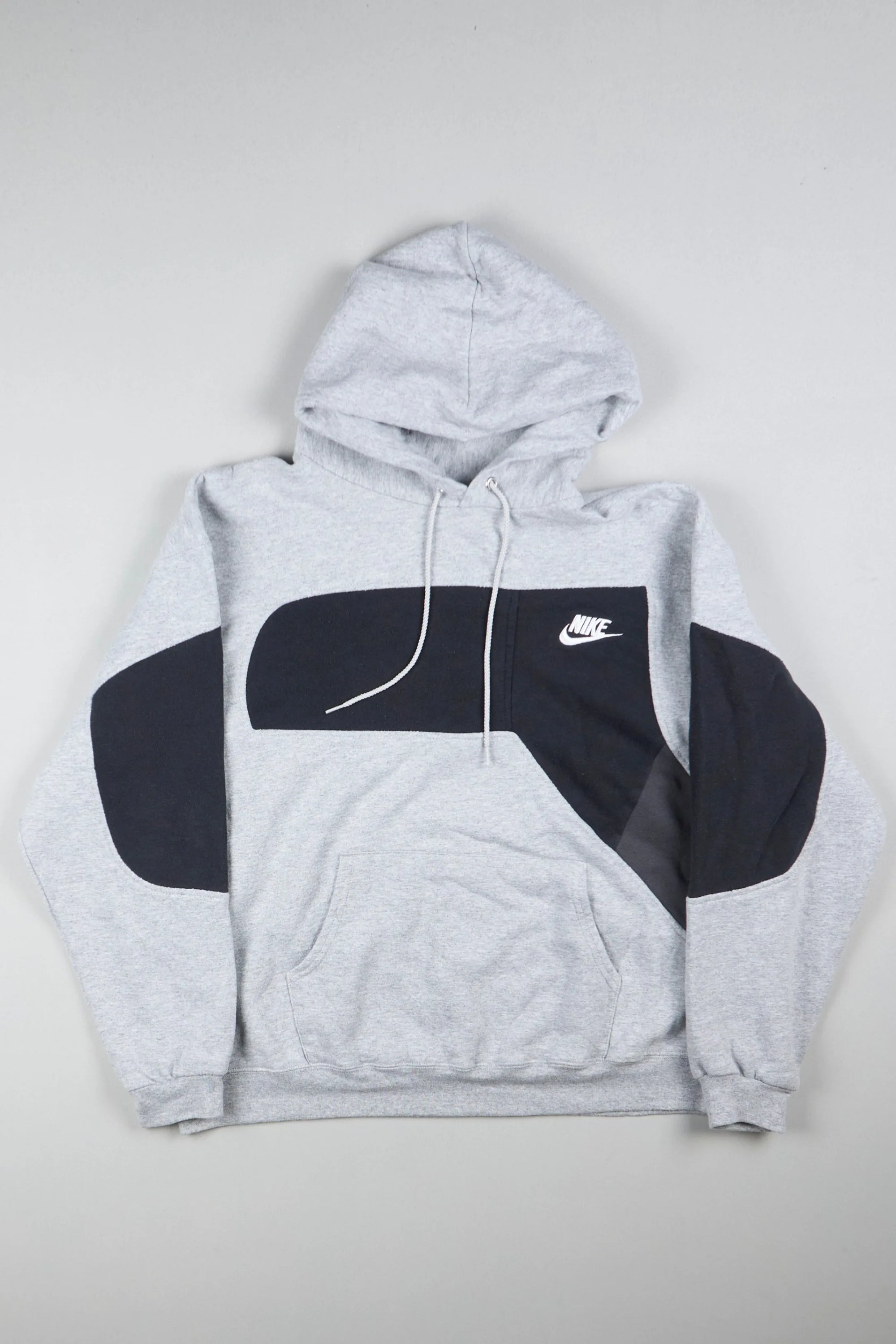 Nike - Renewed Hoodie (L)