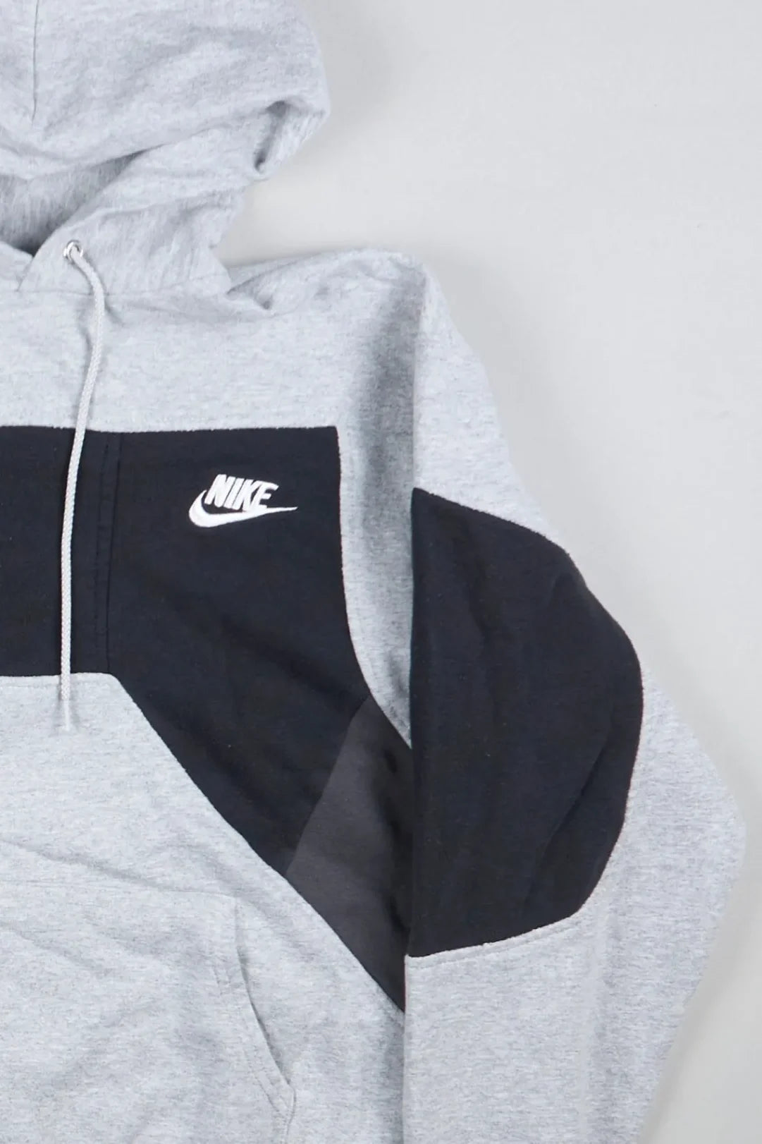 Nike - Renewed Hoodie (L) Right