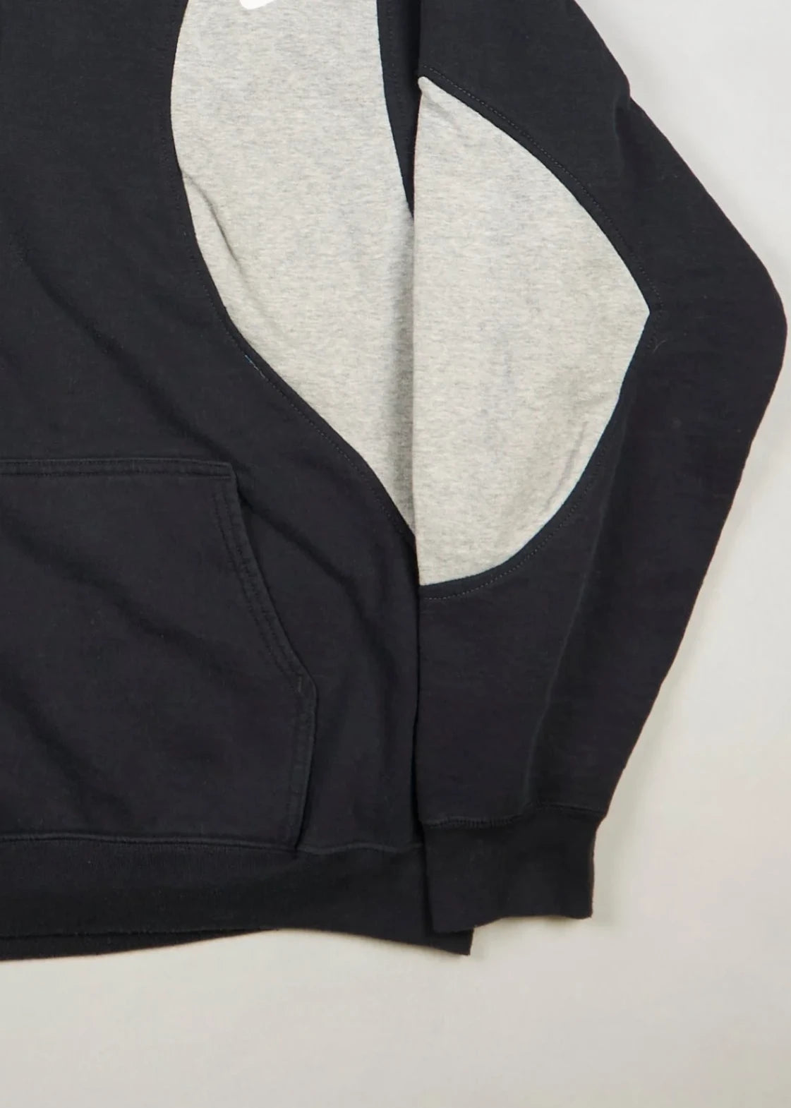 Nike - Hoodie (XL) Bottom Right