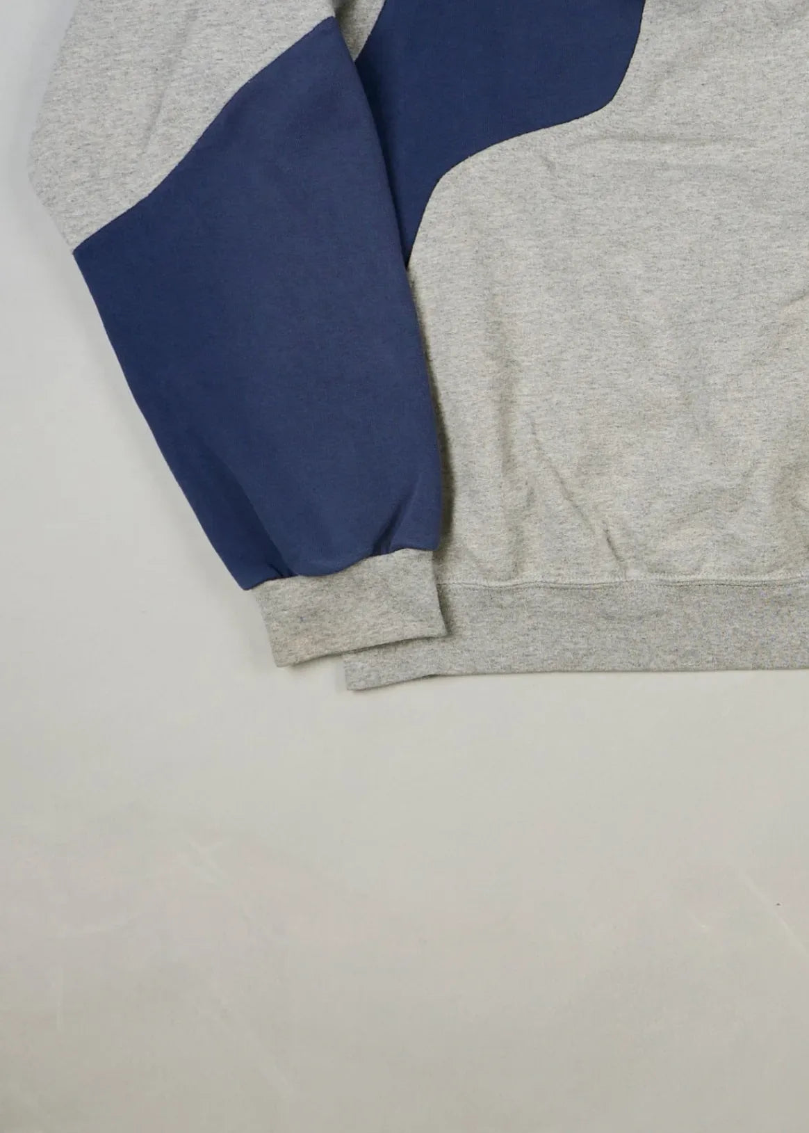 Ralph Lauren - Sweatshirt (L) Bottom Left