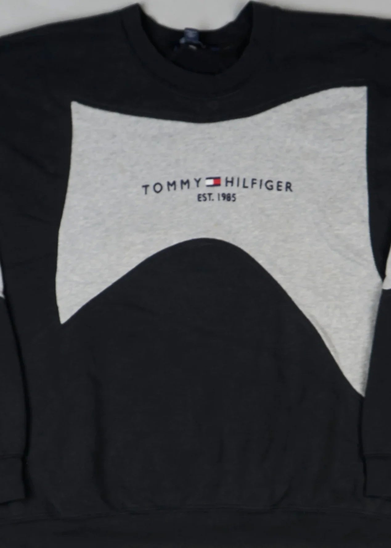 Tommy Hilfiger - Sweatshirt (M) Center