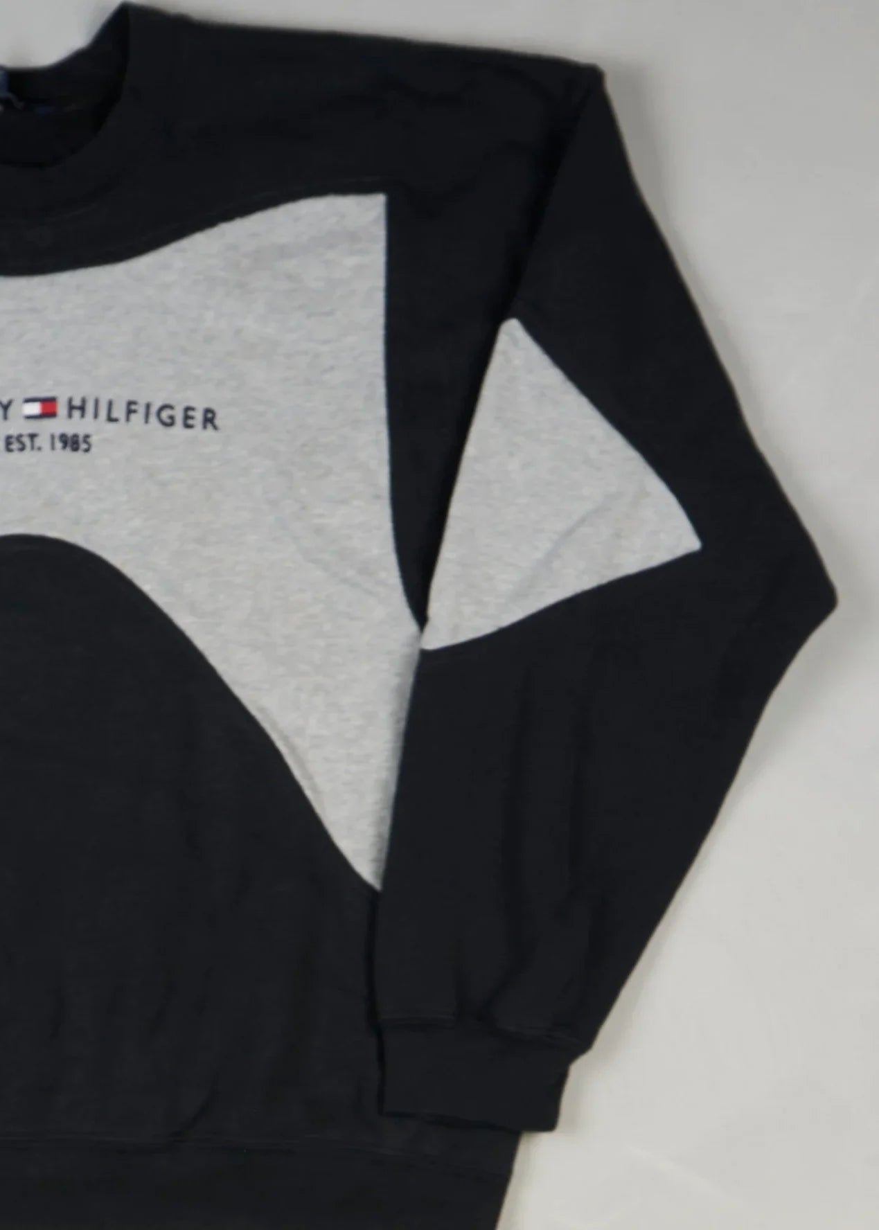 Tommy Hilfiger - Sweatshirt (M) Right