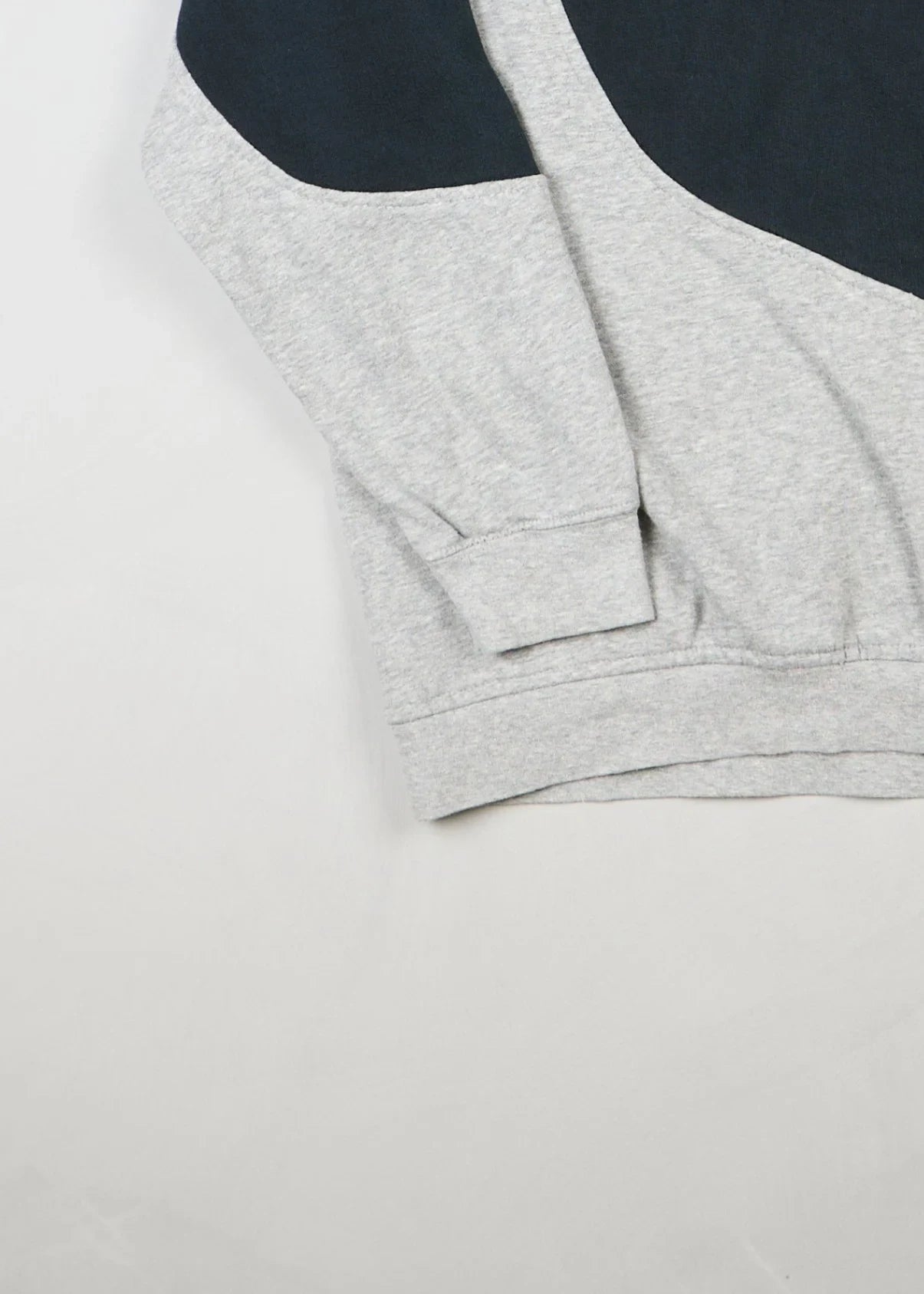 Nike - Sweatshirt (L) Bottom Left