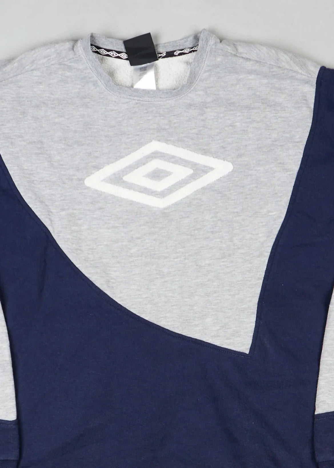 Umbro - Sweatshirt (L) Center