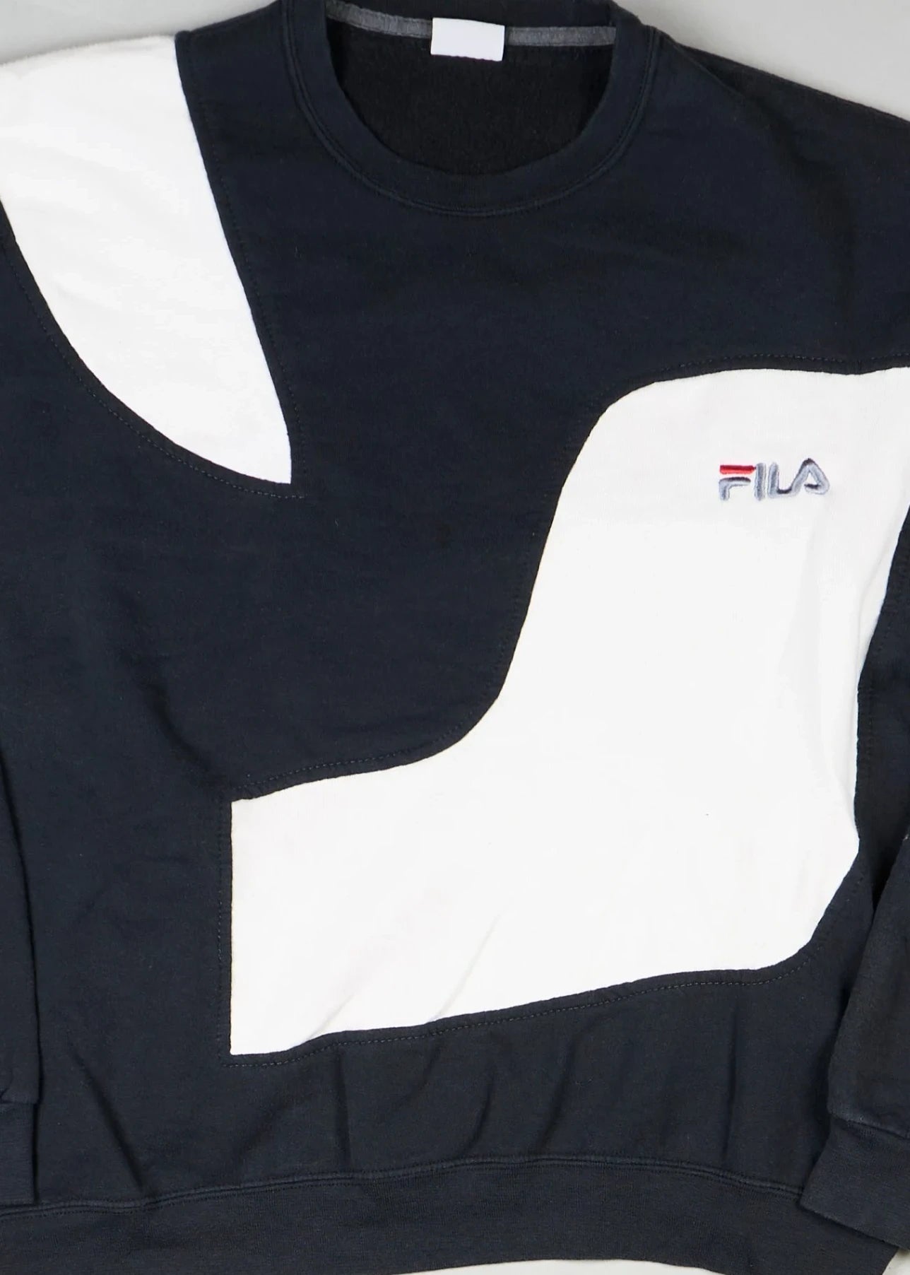 Fila - Sweatshirt (L) Center