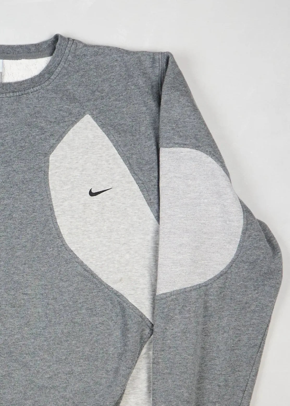 Nike - Sweatshirt (L) Right