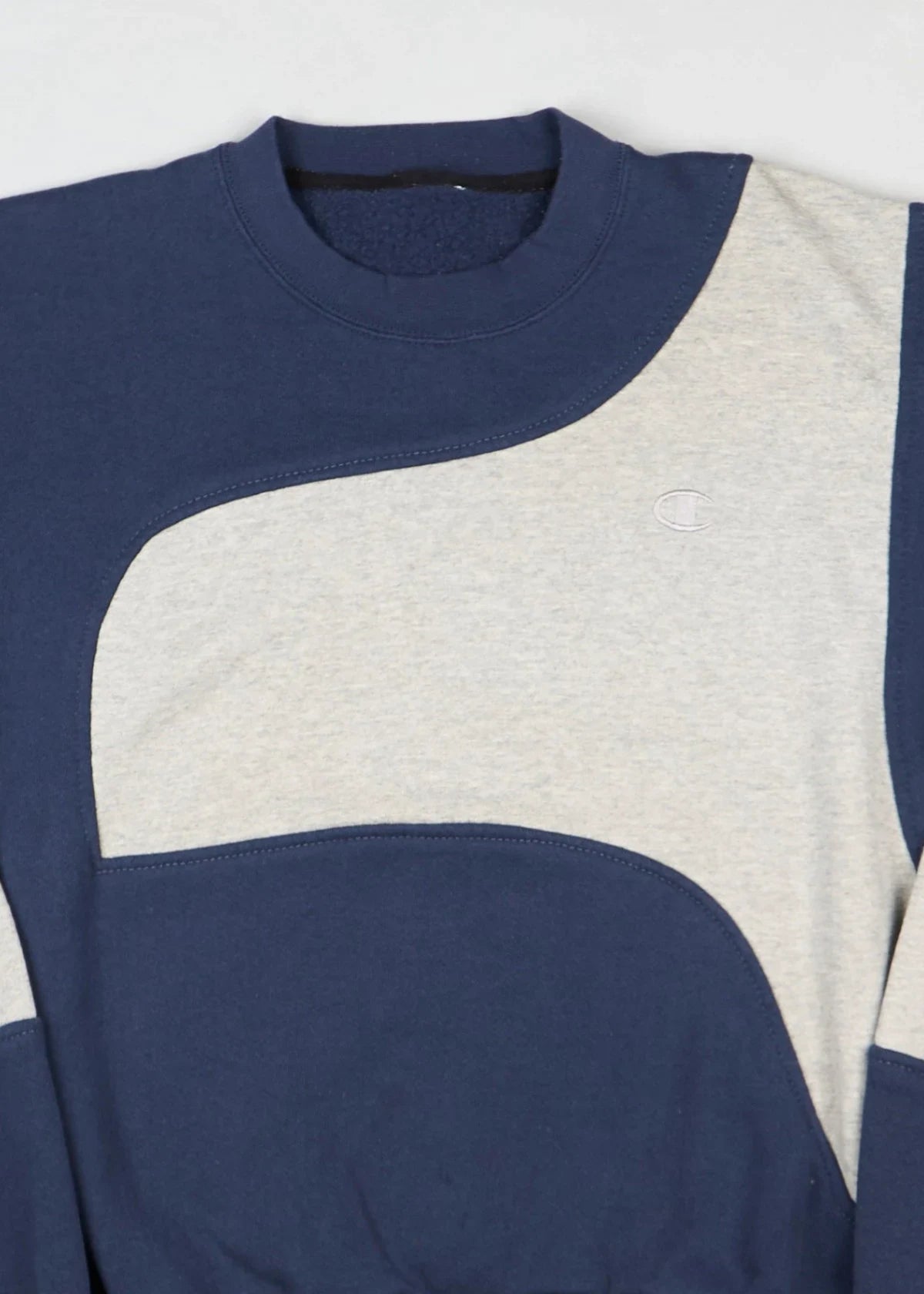 Champion - Sweatshirt (L) Center