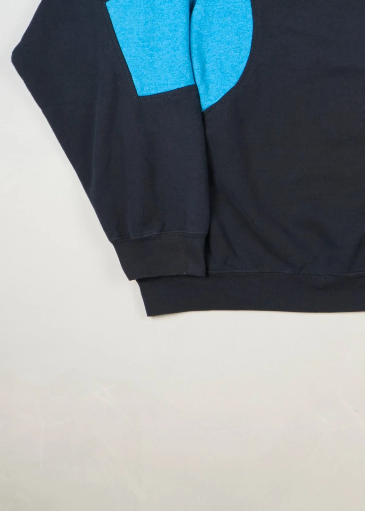 Champion - Sweatshirt (XL) Bottom Left