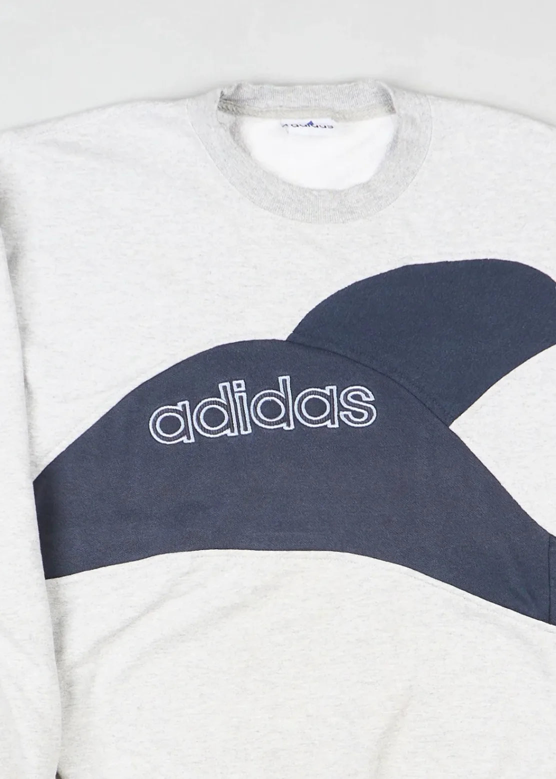 Adidas - Top (L) Center