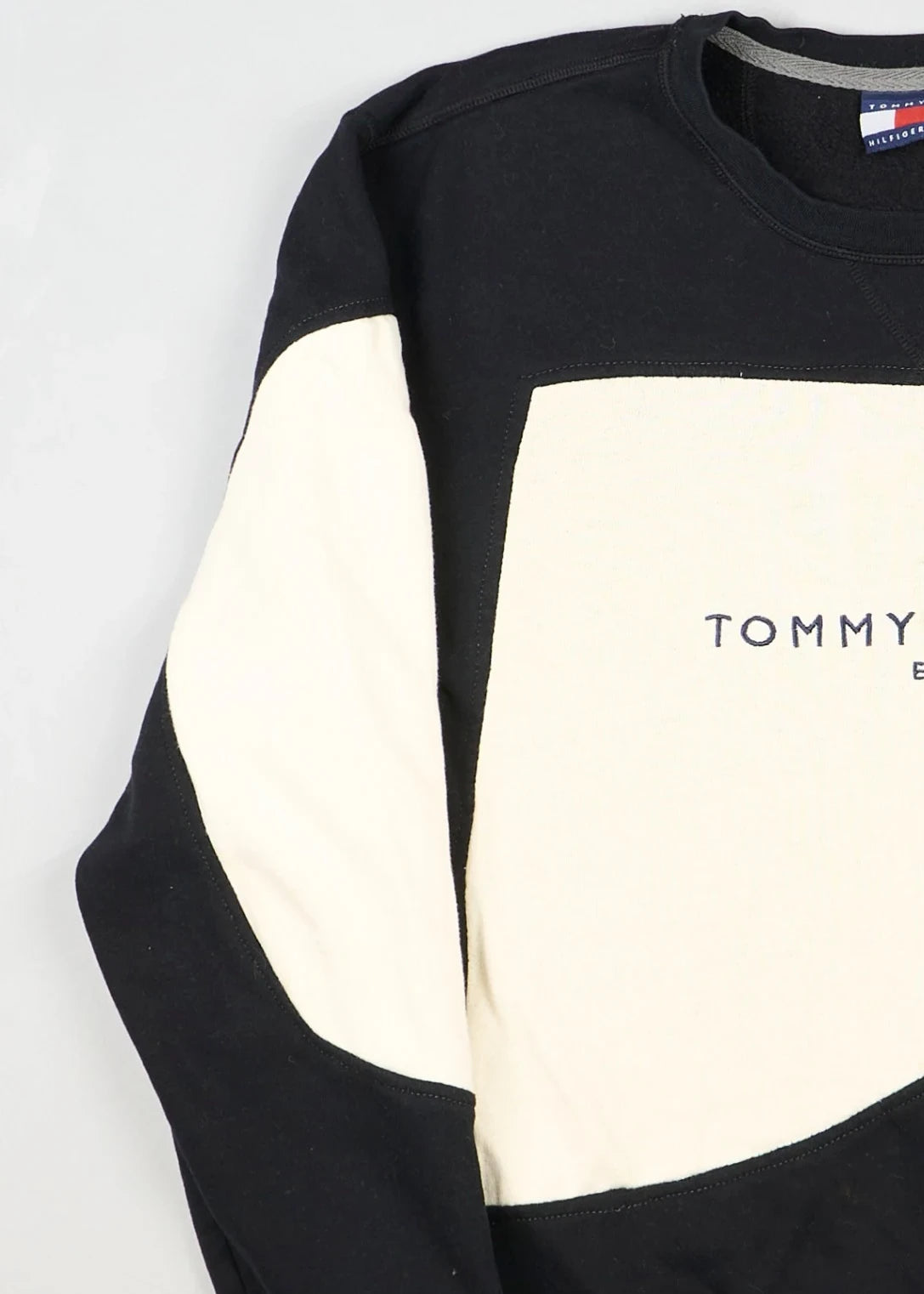 Tommy Hilfiger - Sweatshirt (M) Left