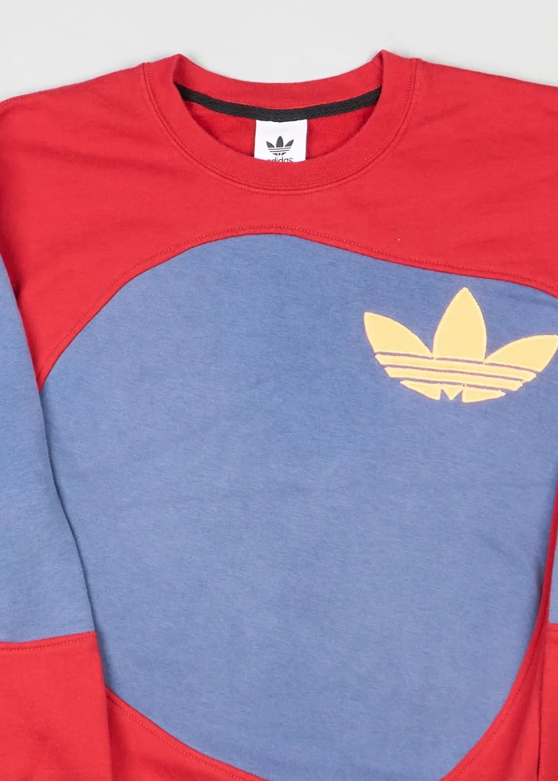 Adidas - Sweatshirt (M) Center