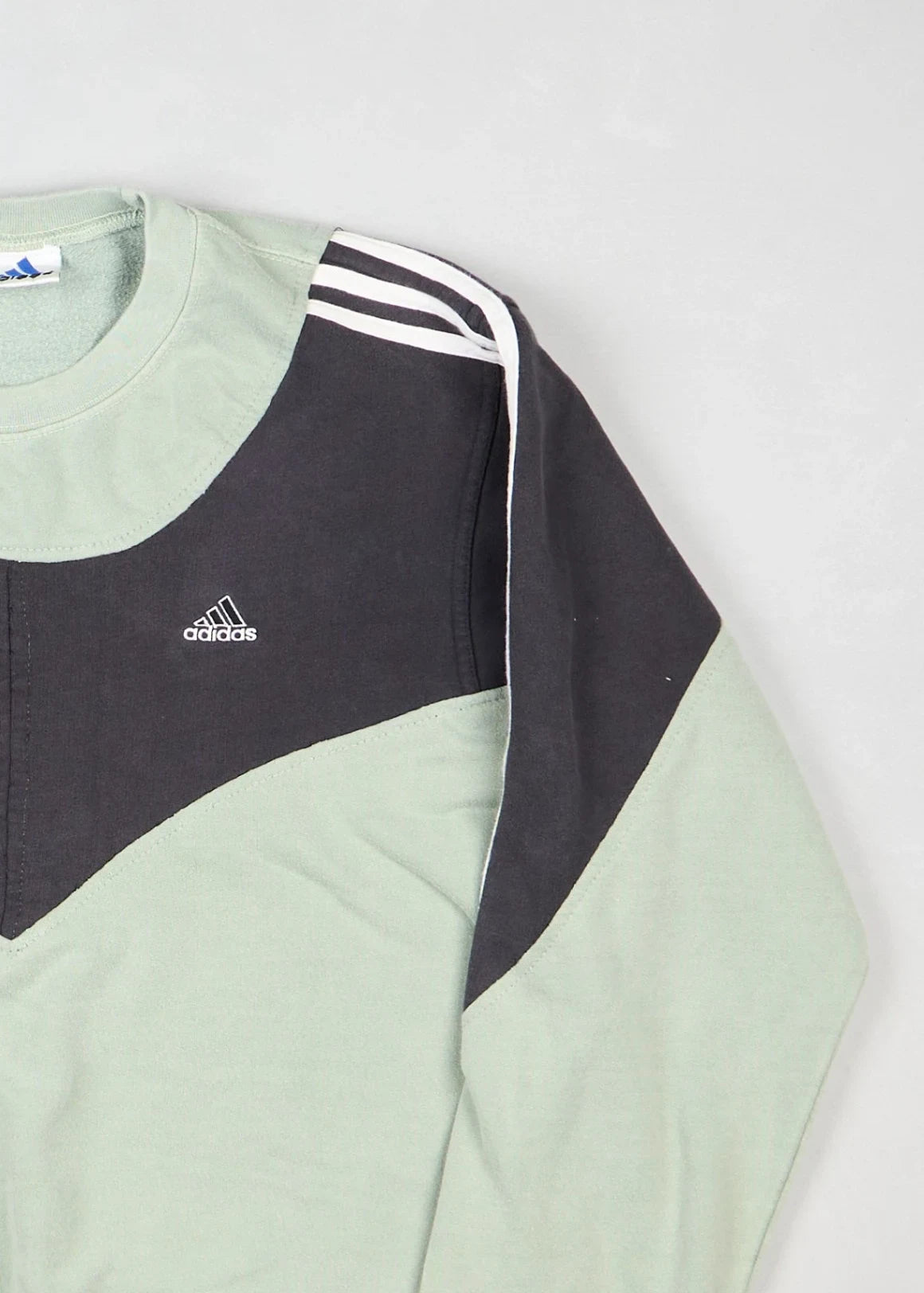 Adidas - Sweatshirt (L) Right