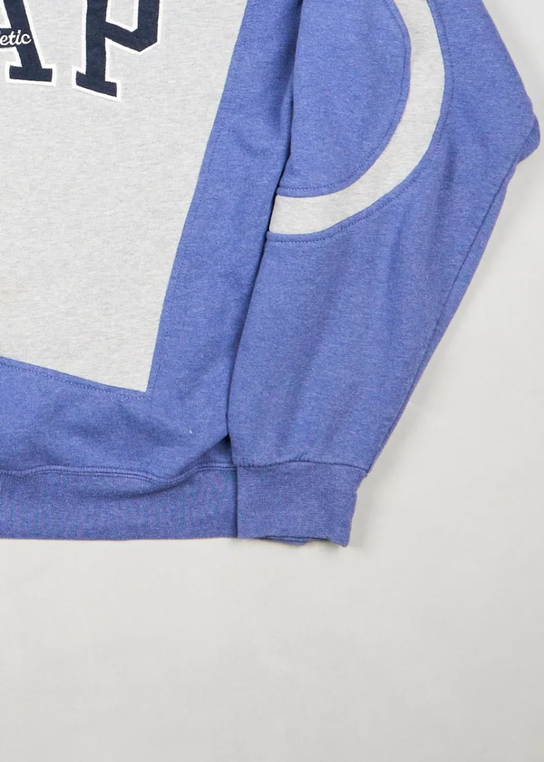 GAP - Sweatshirt (M) Bottom Right