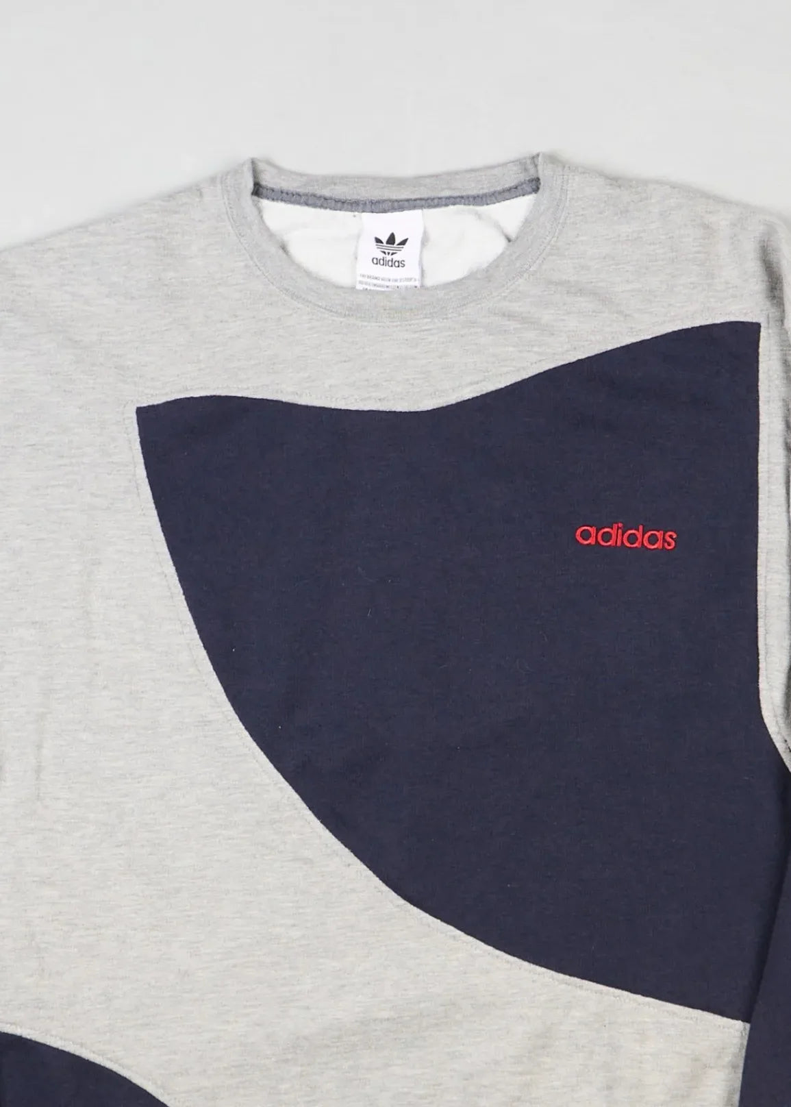 Adidas - Sweatshirt (L) Center