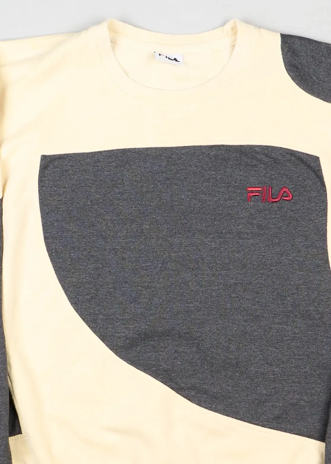 FILA - Sweatshirt (XL) Center