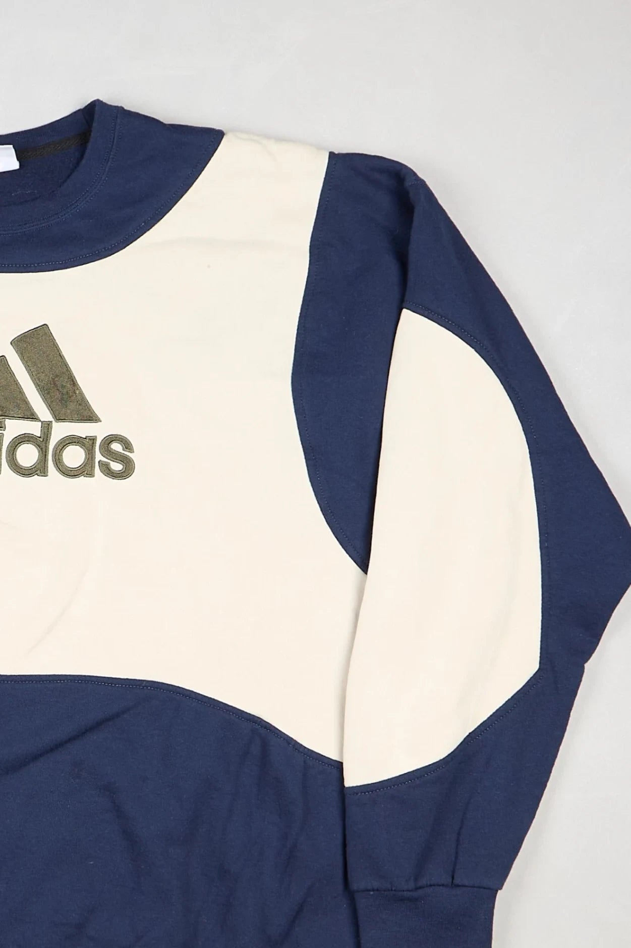 Adidas - Sweatshirt (XXL) Right