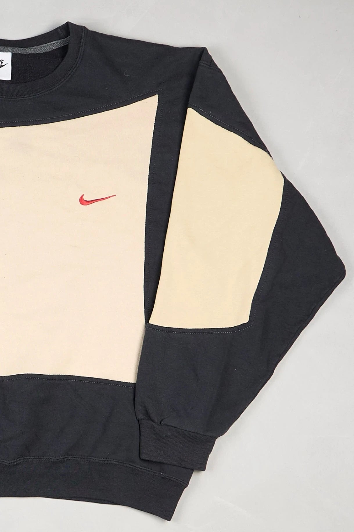 Nike - Sweatshirt (L) Right