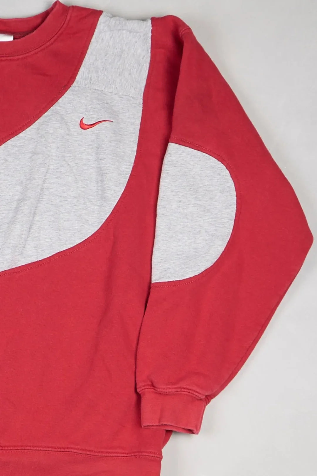 Nike - Renewed Sweatshirt (M) Right