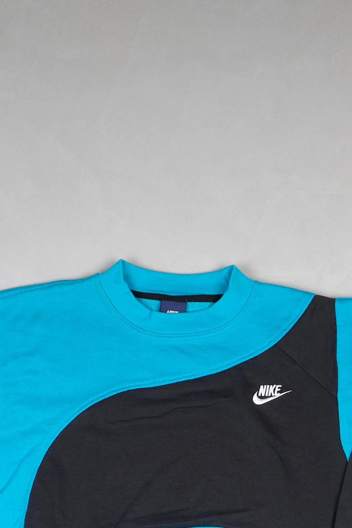 Nike - Renewed Sweatshirt (M) Top