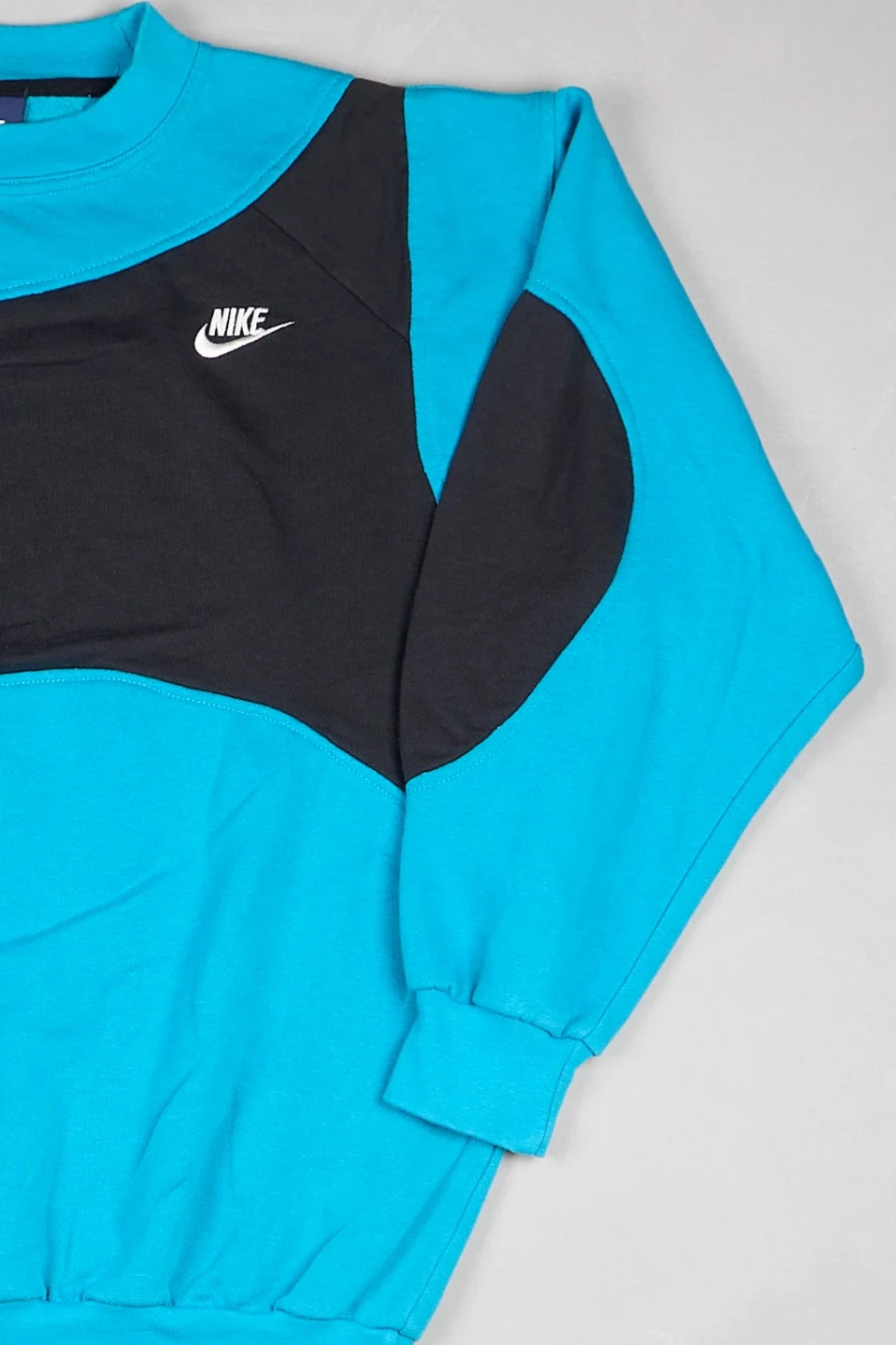 Nike - Renewed Sweatshirt (M) Right