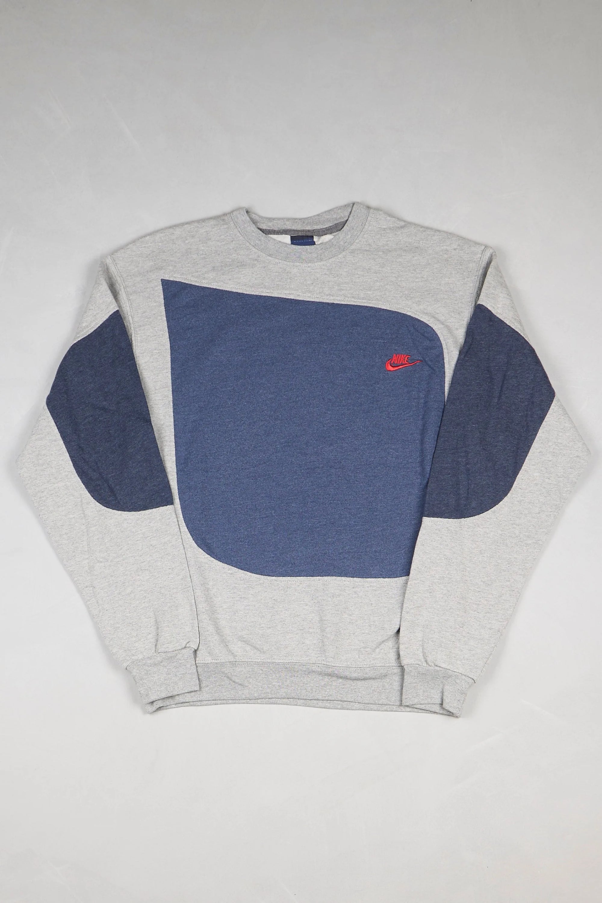 Nike - Renewed Sweatshirt (L)