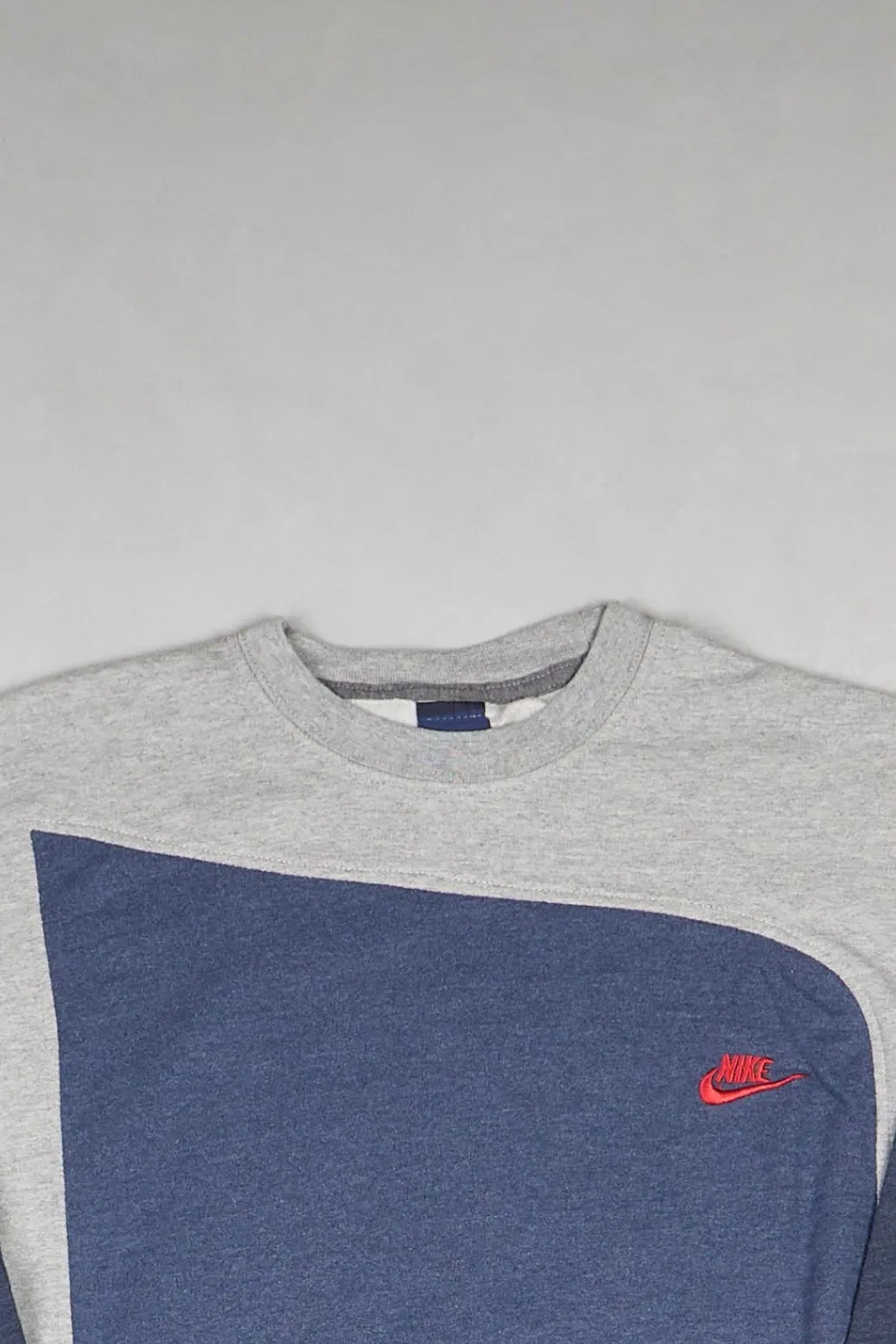 Nike - Renewed Sweatshirt (L) Top