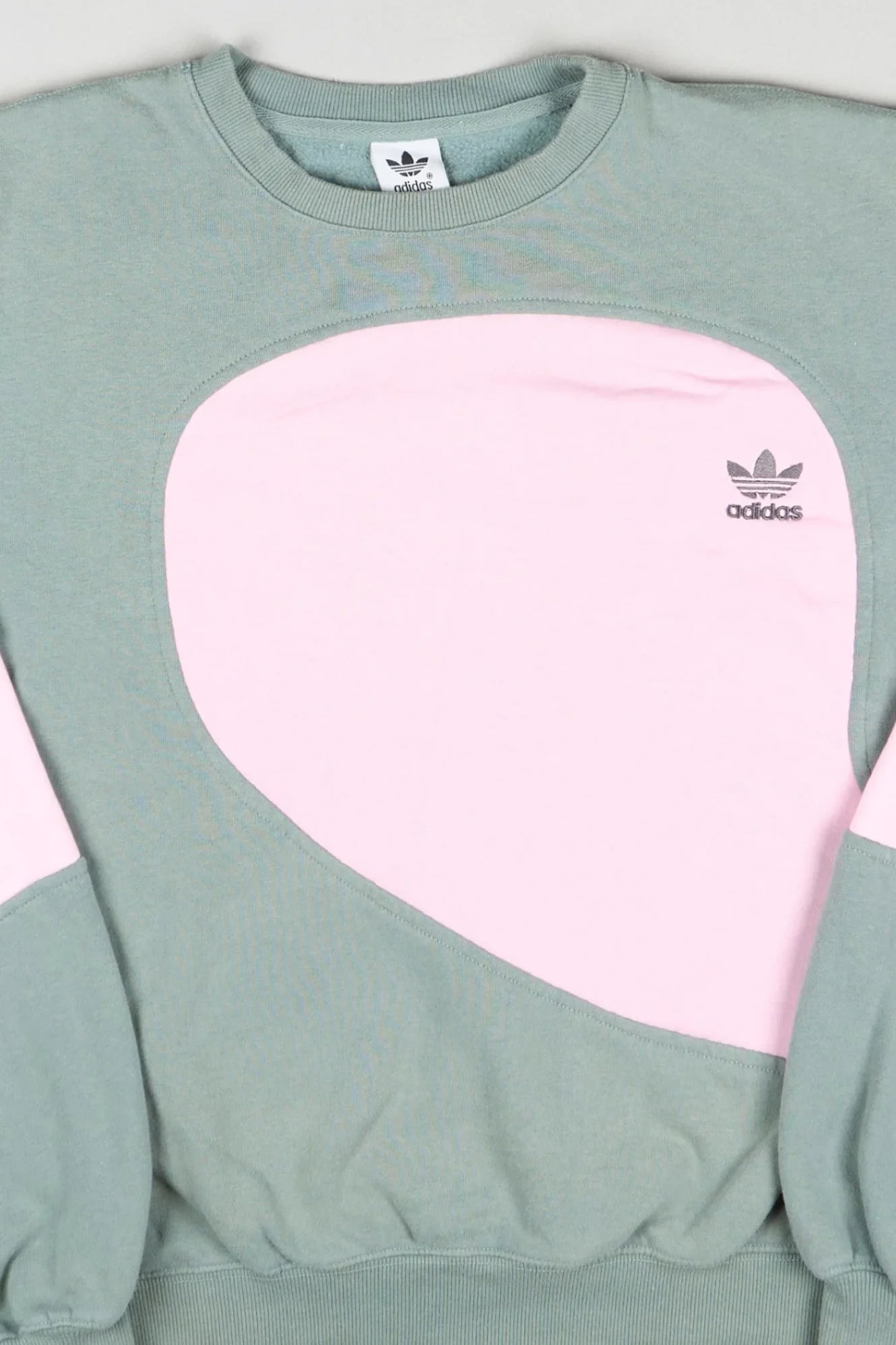 Adidas - Sweatshirt (L)