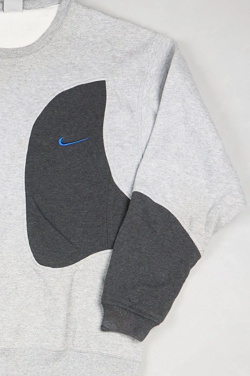 Nike - Sweatshirt (L) Right