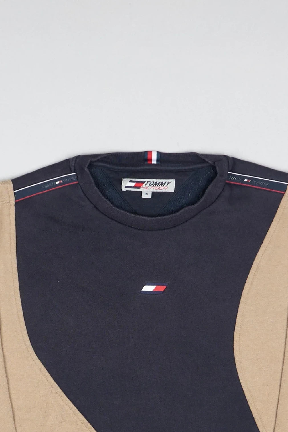 Tommy Hilfiger - Renewed Sweatshirt (L)