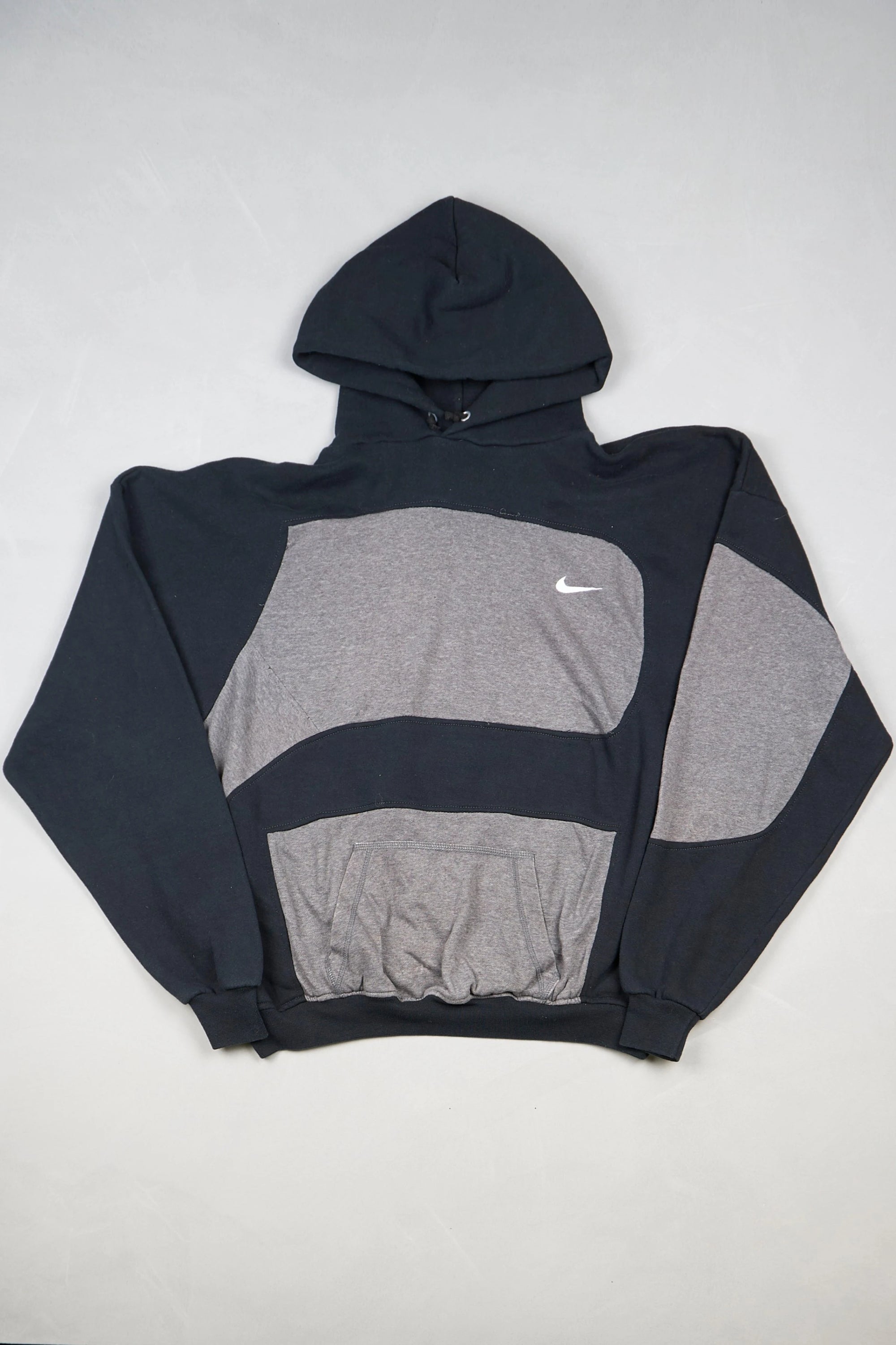 Nike - Renewed Hoodie (L)