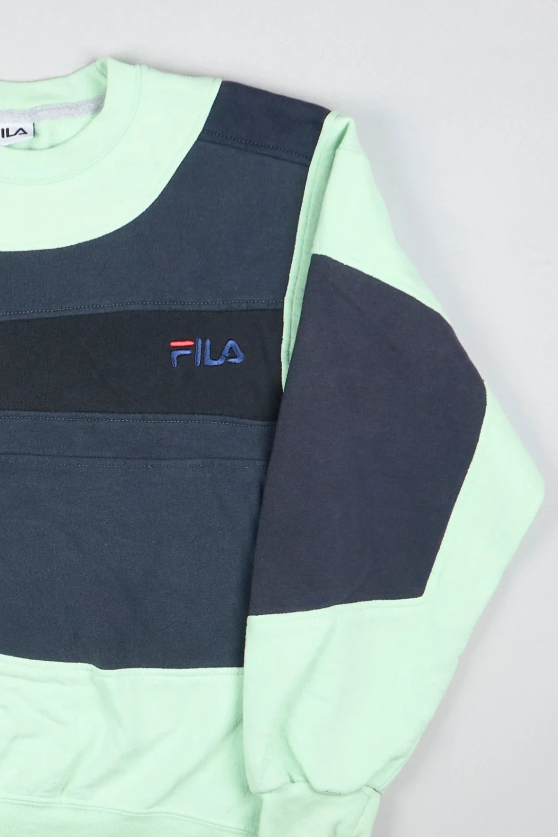 Fila - Renewed Sweatshirt (L) Right