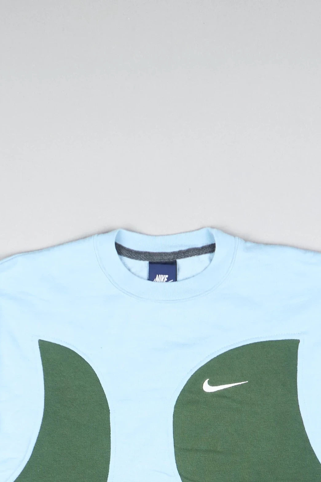 Nike - Renewed Sweatshirt (L) Top