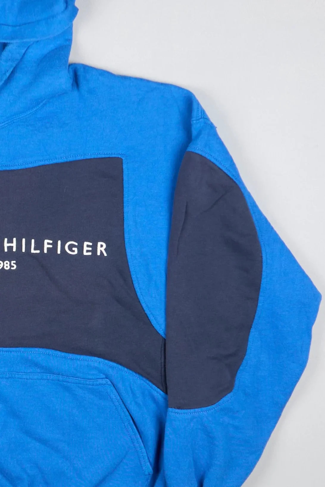 Tommy Hilfiger - Renewed Sweatshirt (L) Right