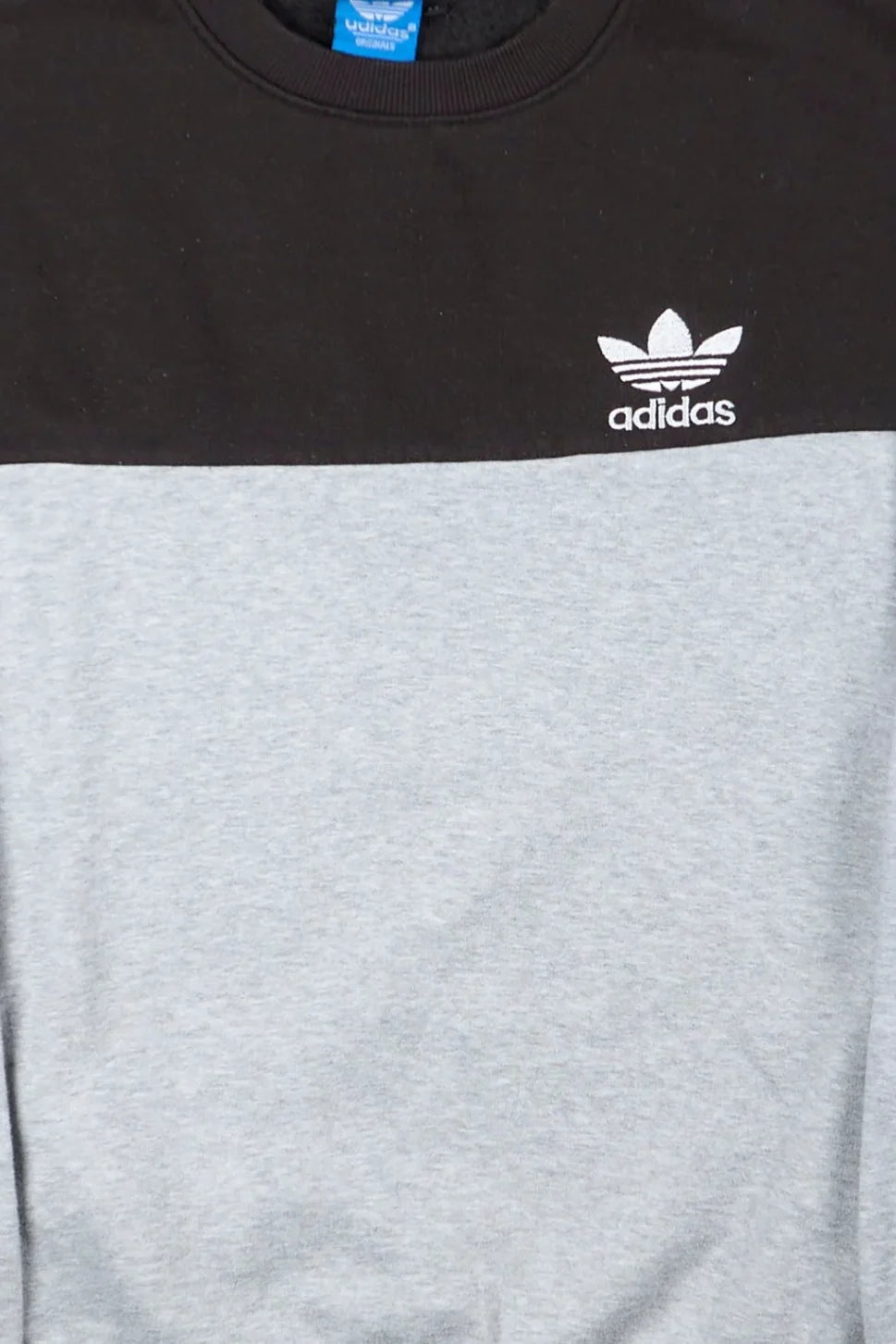 Adidas - Sweater (L) Center