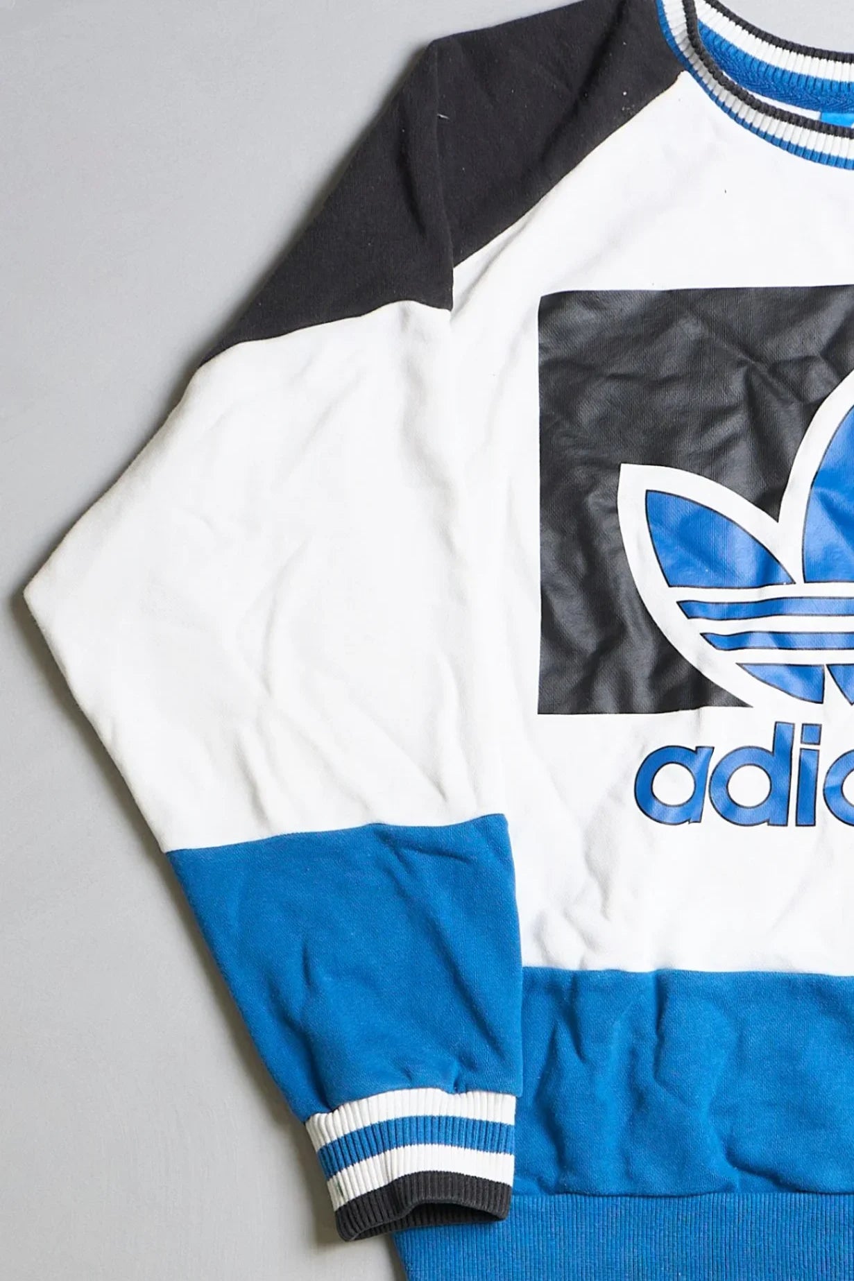 Adidas - Sweatshirt (XS)