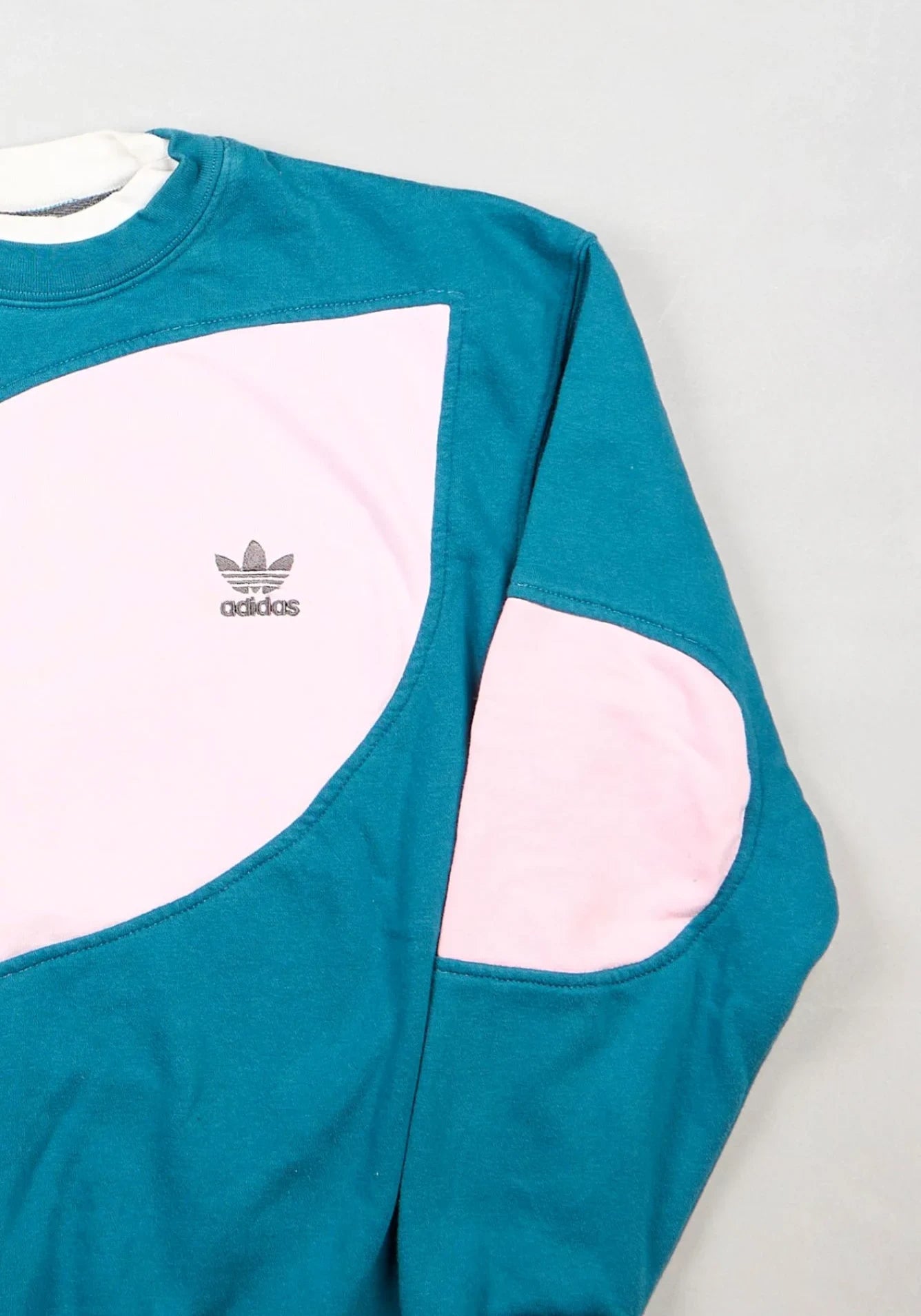 Adidas - Sweatshirt (L)